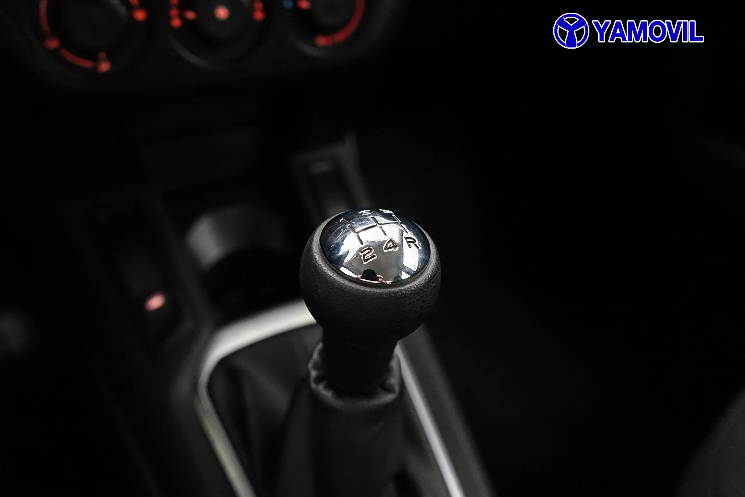 Citroen C-Elysee 1.2 PURETECH FEEL 4P - Foto 25