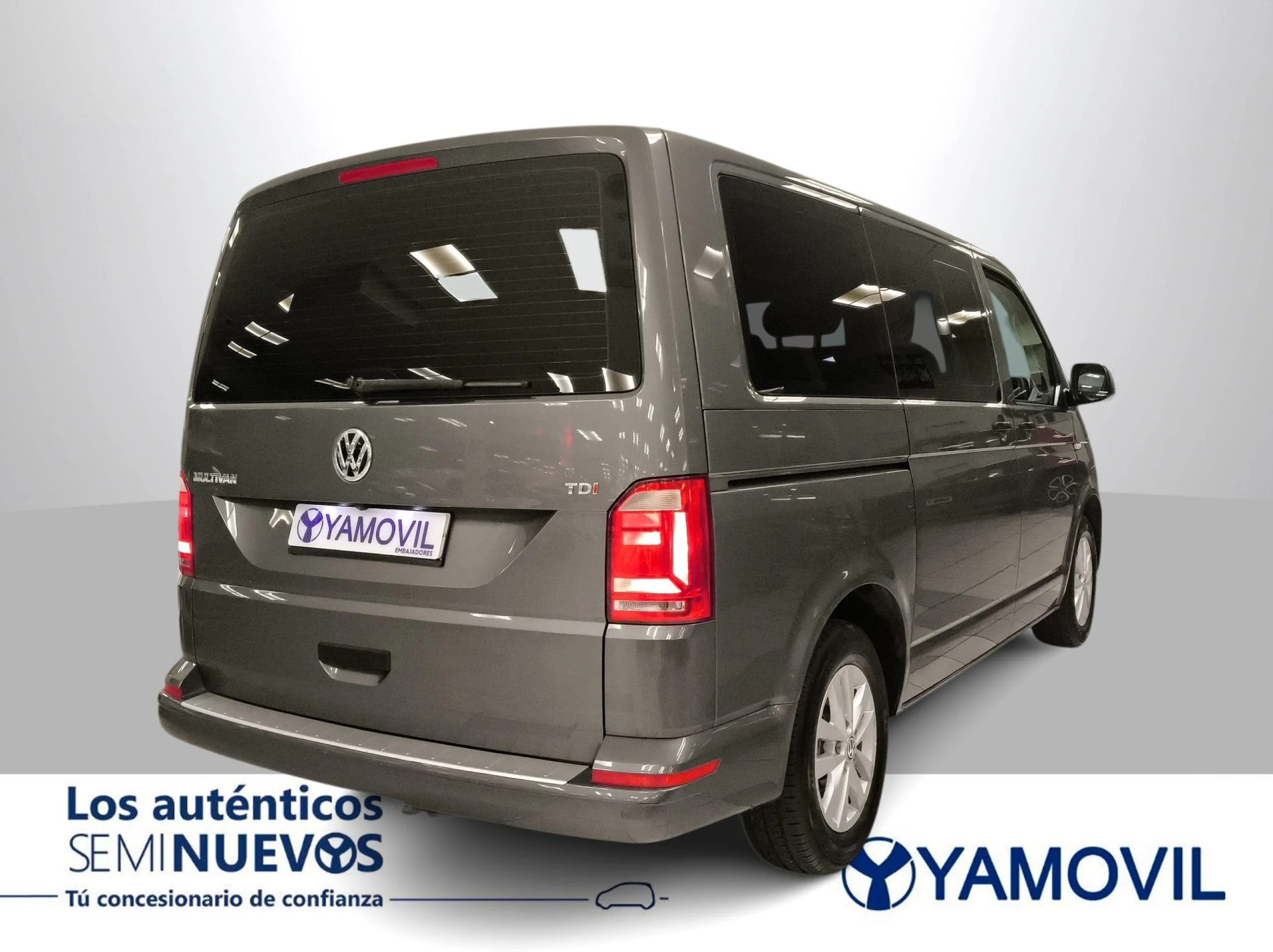Volkswagen Multivan Trendline 2.0 TDI BMT 110 kW (150 CV) DSG - Foto 6
