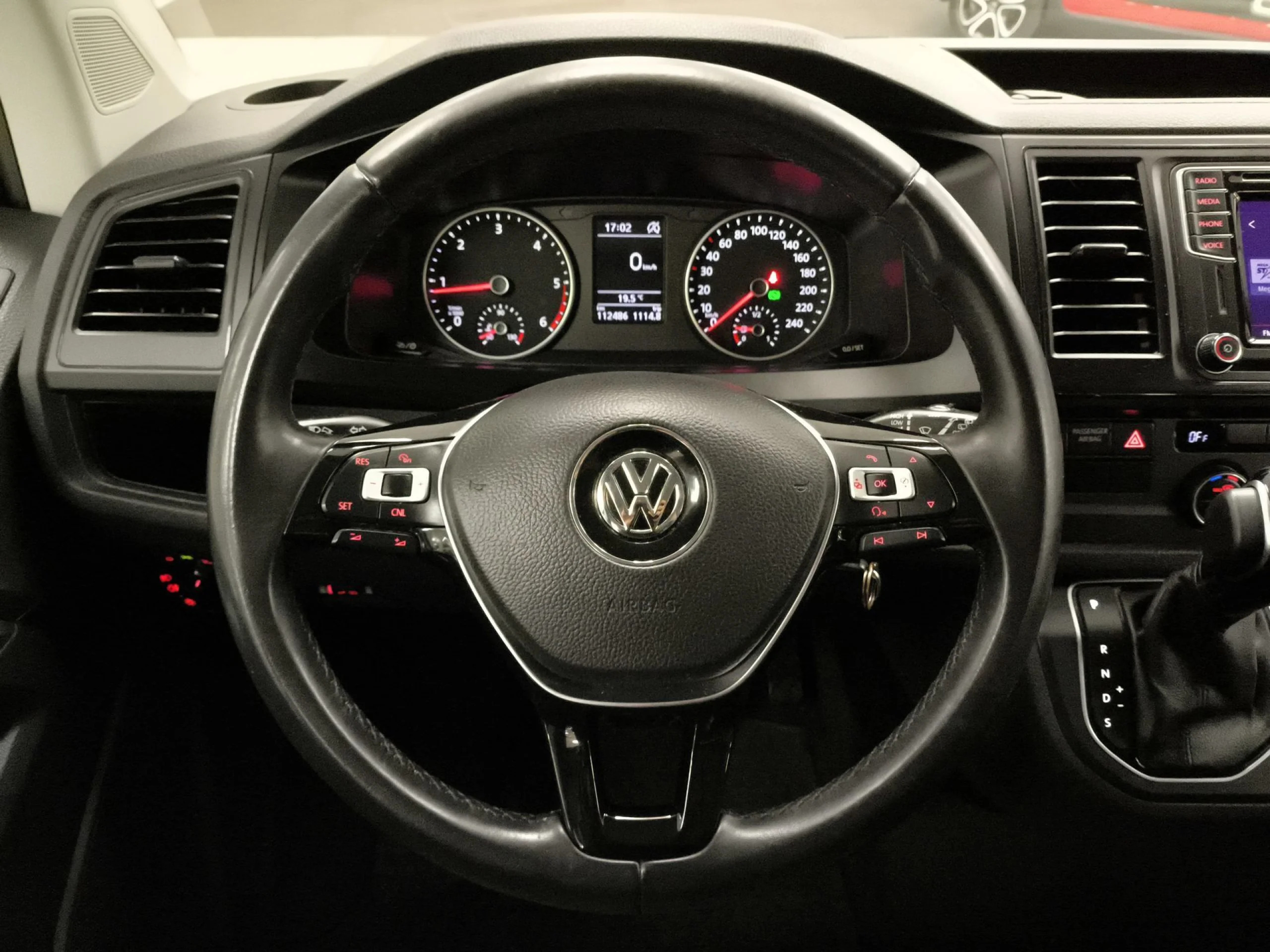 Volkswagen Multivan Trendline 2.0 TDI BMT 110 kW (150 CV) DSG - Foto 11