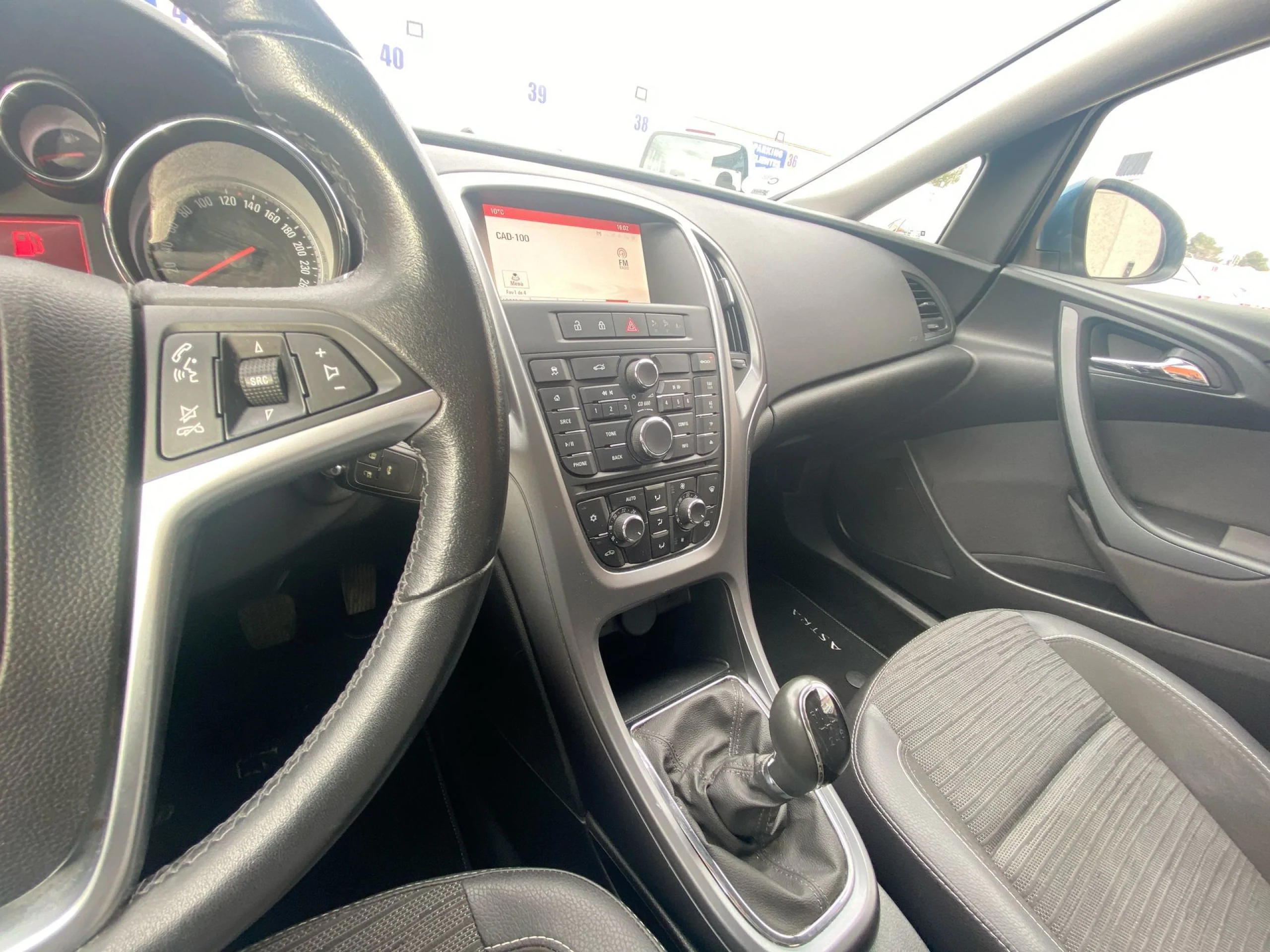 Opel Astra 1.6 CDTI Sedan SANDS Elegance 81 kW (110 CV) - Foto 16