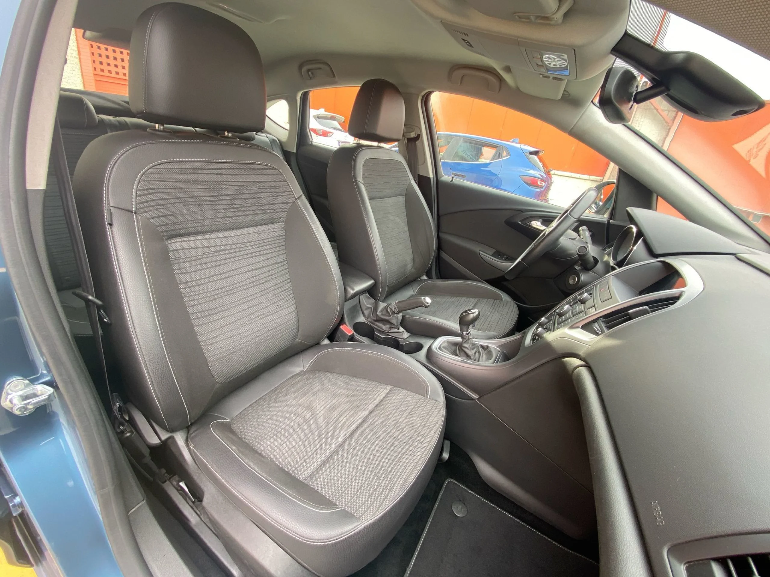 Opel Astra 1.6 CDTI Sedan SANDS Elegance 81 kW (110 CV) - Foto 19