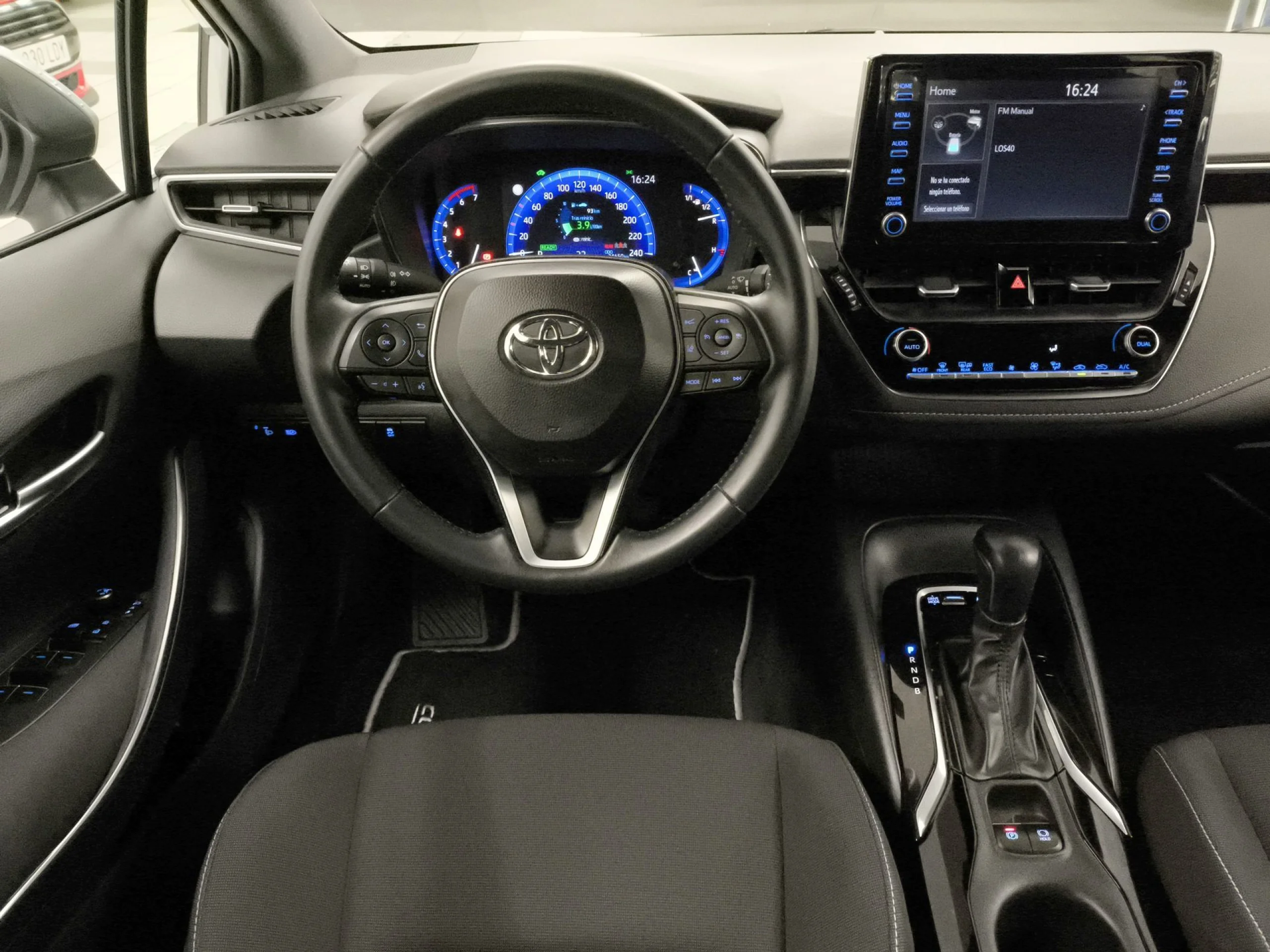 Toyota Corolla 1.8 125 Híbrido Active Tech E-CVT 90 kW (122 CV) - Foto 17