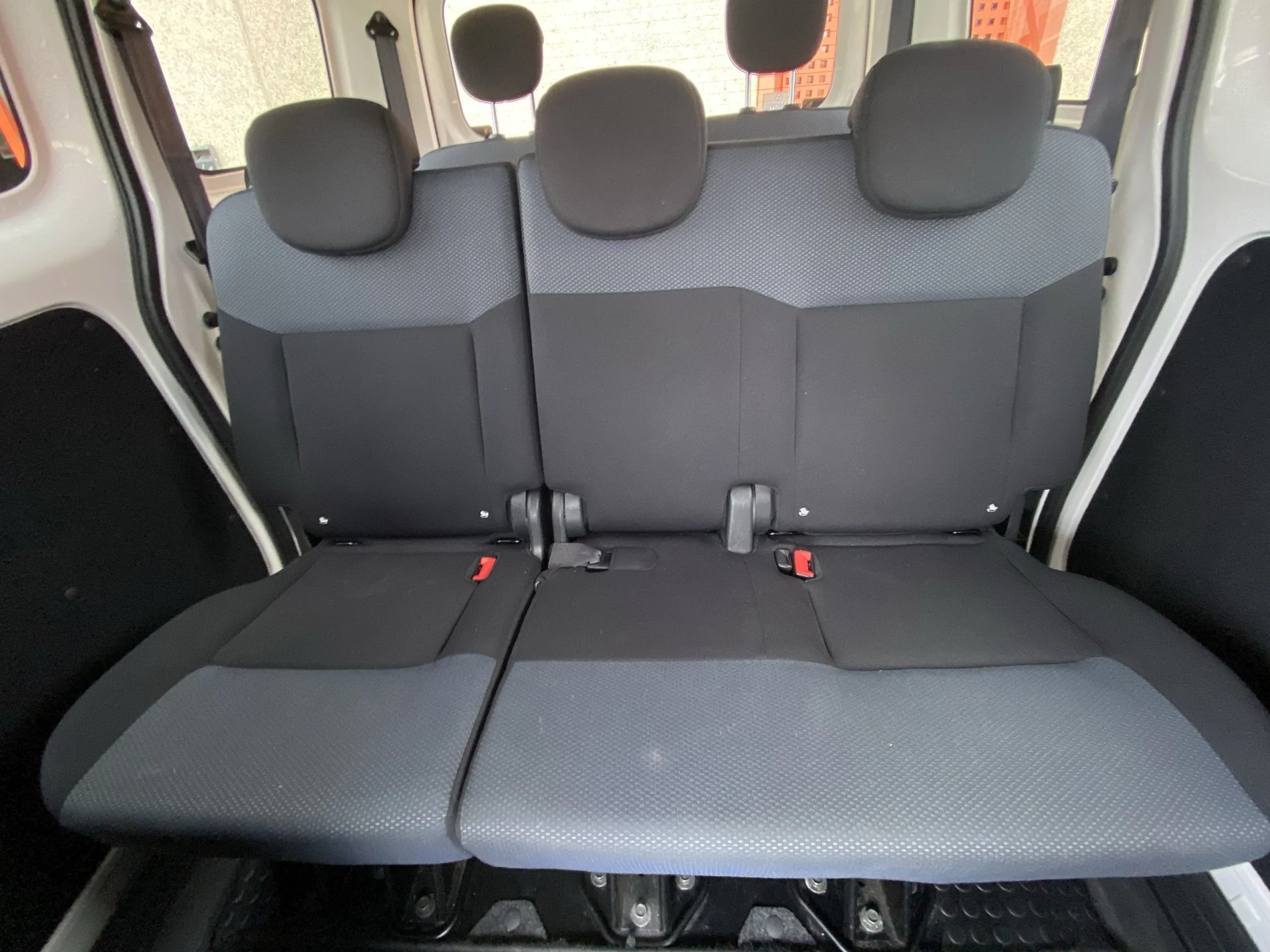 Nissan NV200 Combi 1.5 dCi Comfort 66 kW (90 CV) - Foto 17