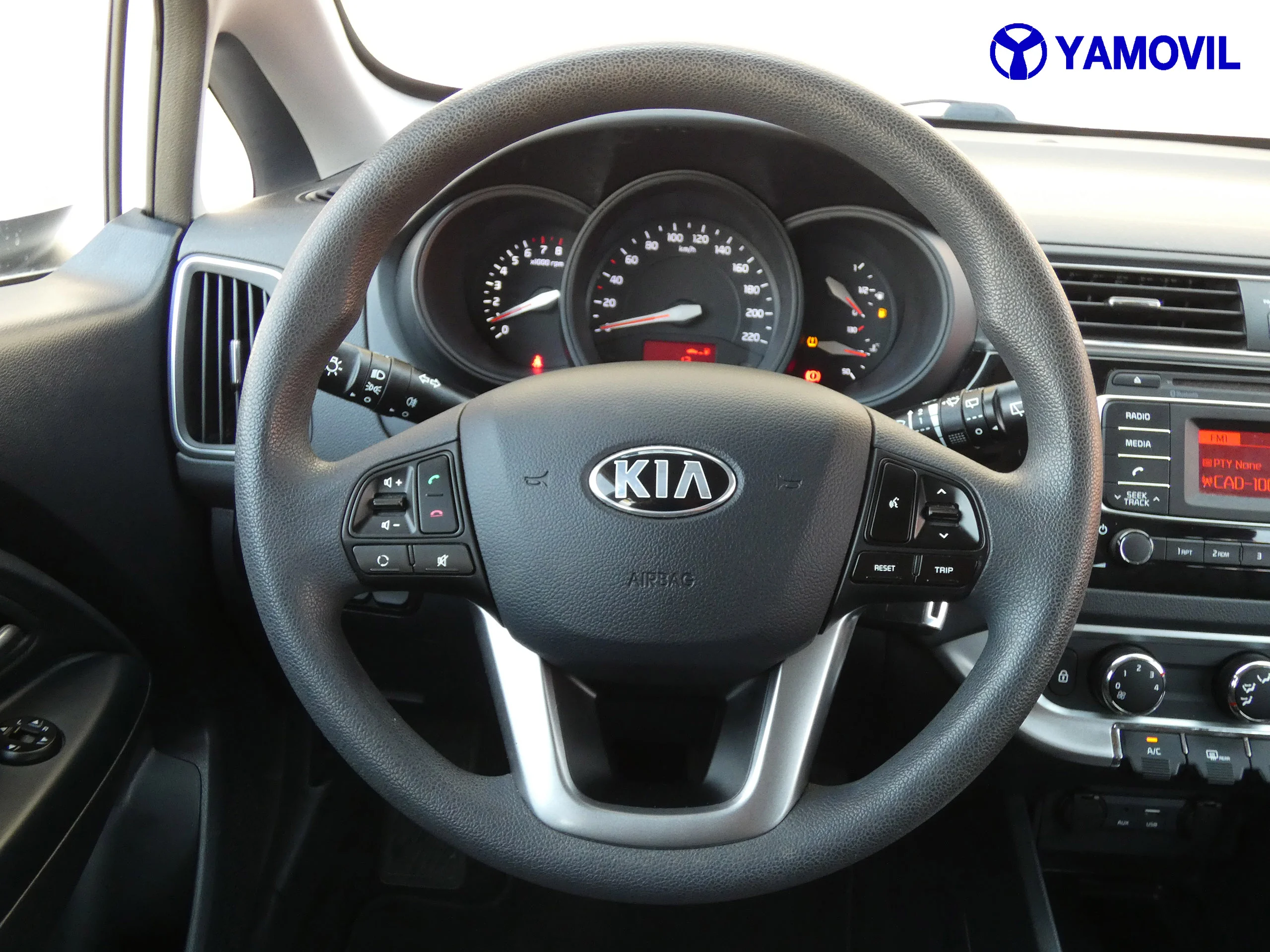 Kia Rio 1.2 CVVT CONCEPT 5P - Foto 18