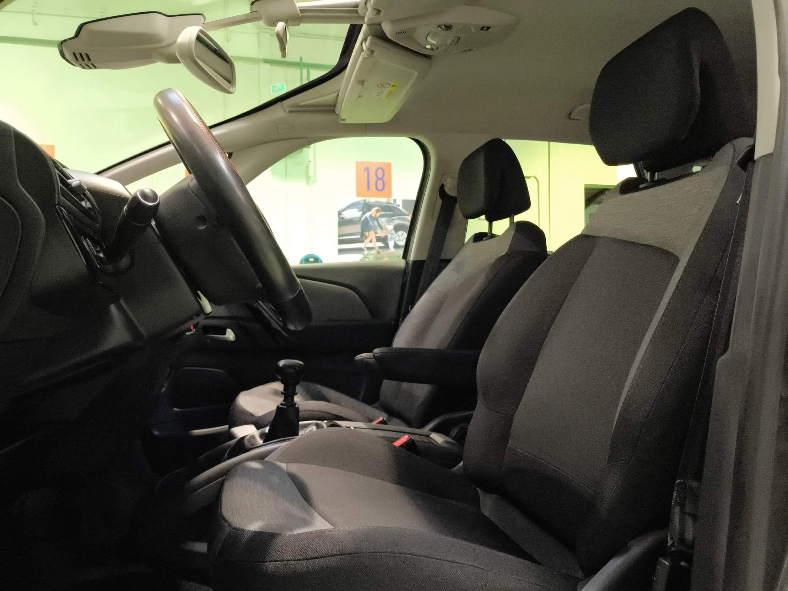 Citroen C4 Spacetourer BlueHDi 130 SANDS Feel 96 kW (130 CV) - Foto 8