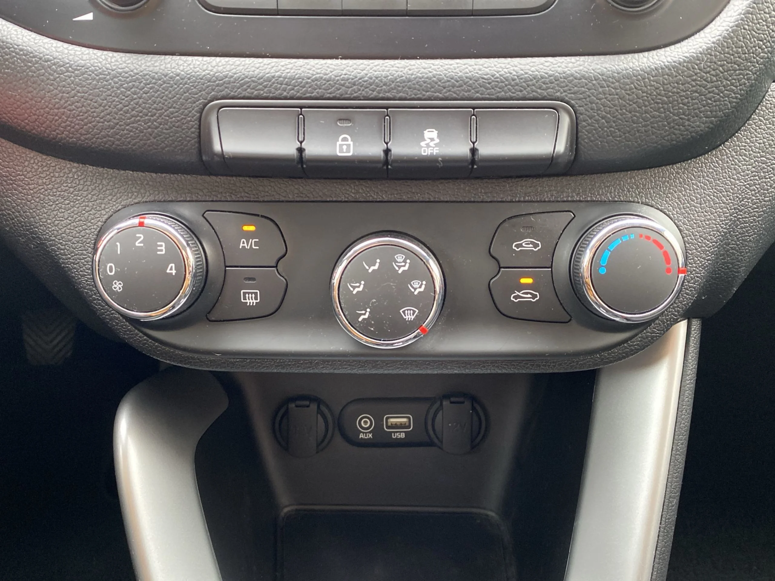 Kia Ceed 1.4 CVVT Concept 74 kW (100 CV) - Foto 14