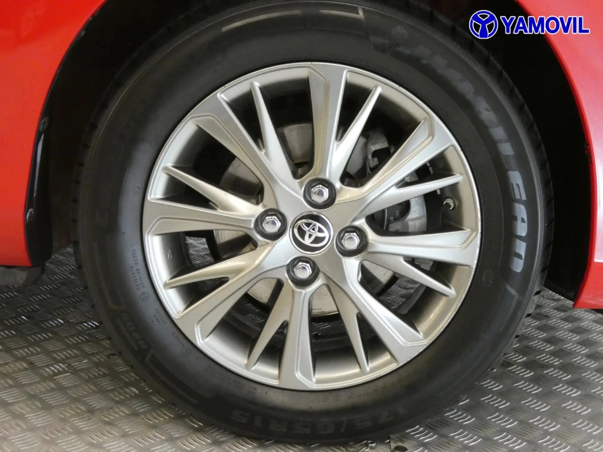 Toyota Yaris 70 Active Tech 51 kW (69 CV) - Foto 9