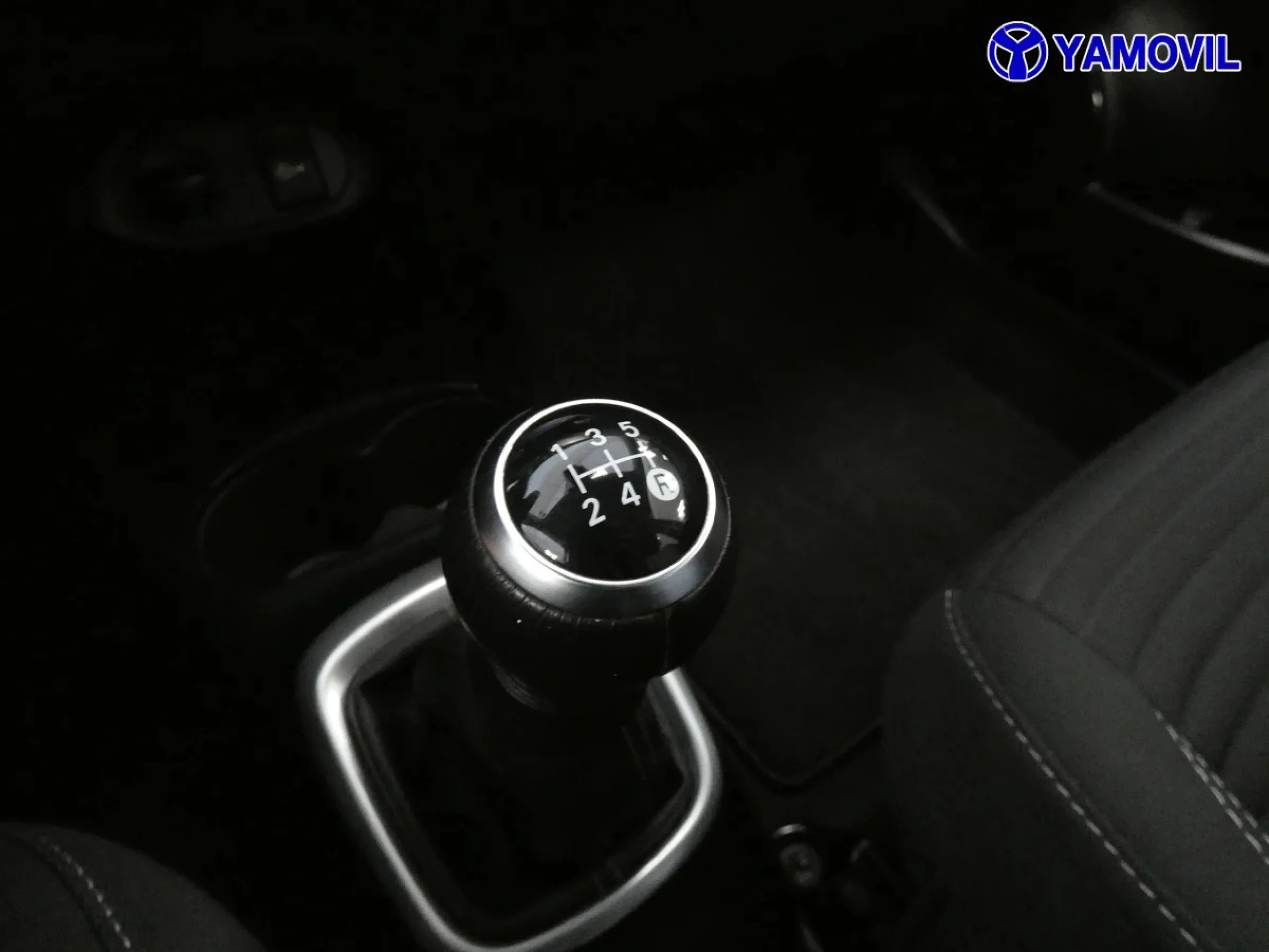 Toyota Yaris 70 Active Tech 51 kW (69 CV) - Foto 25