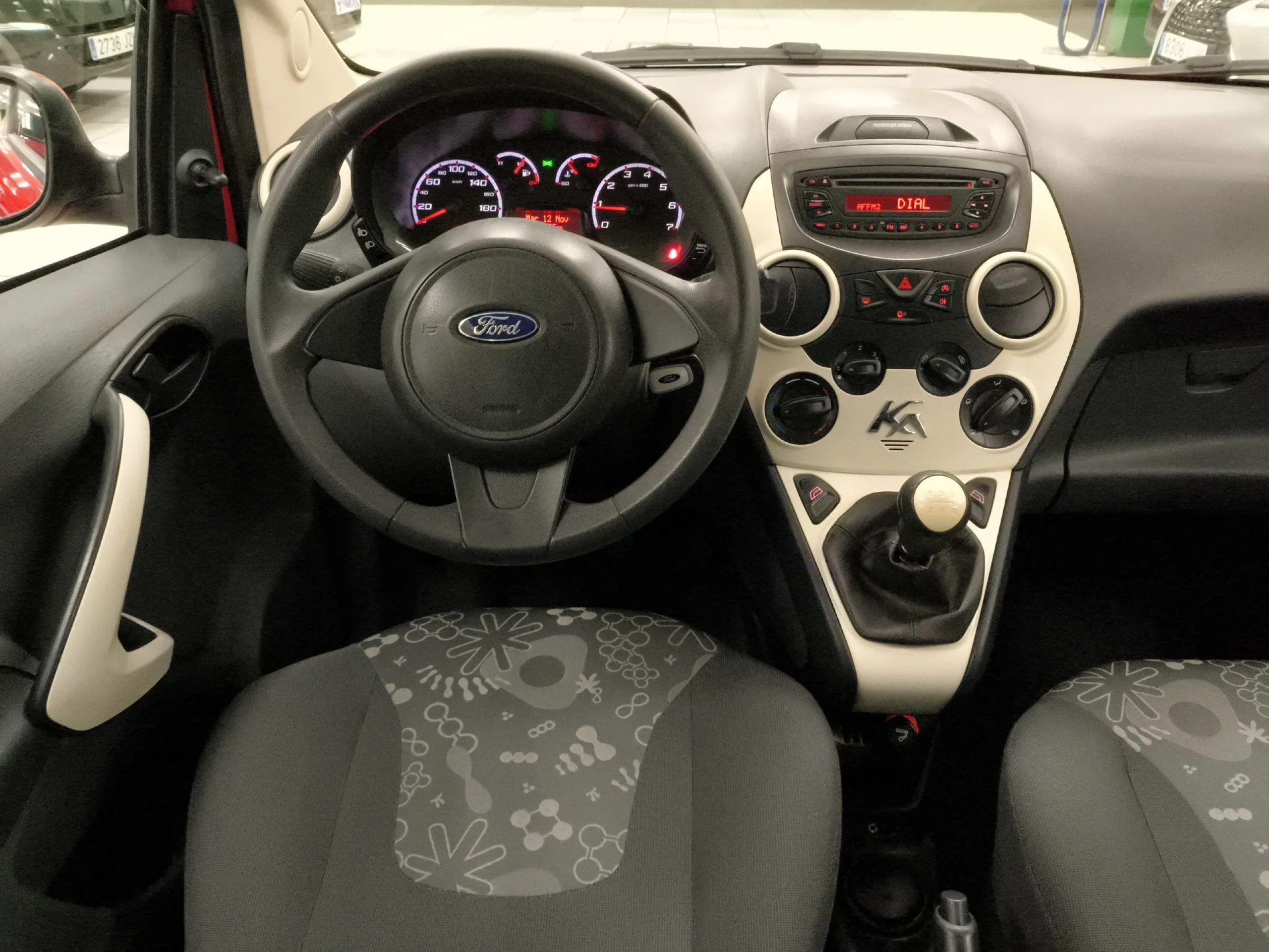 Ford Ka 1.2 Duratec SANDS Trend+ 51 kW (69 CV) - Foto 15