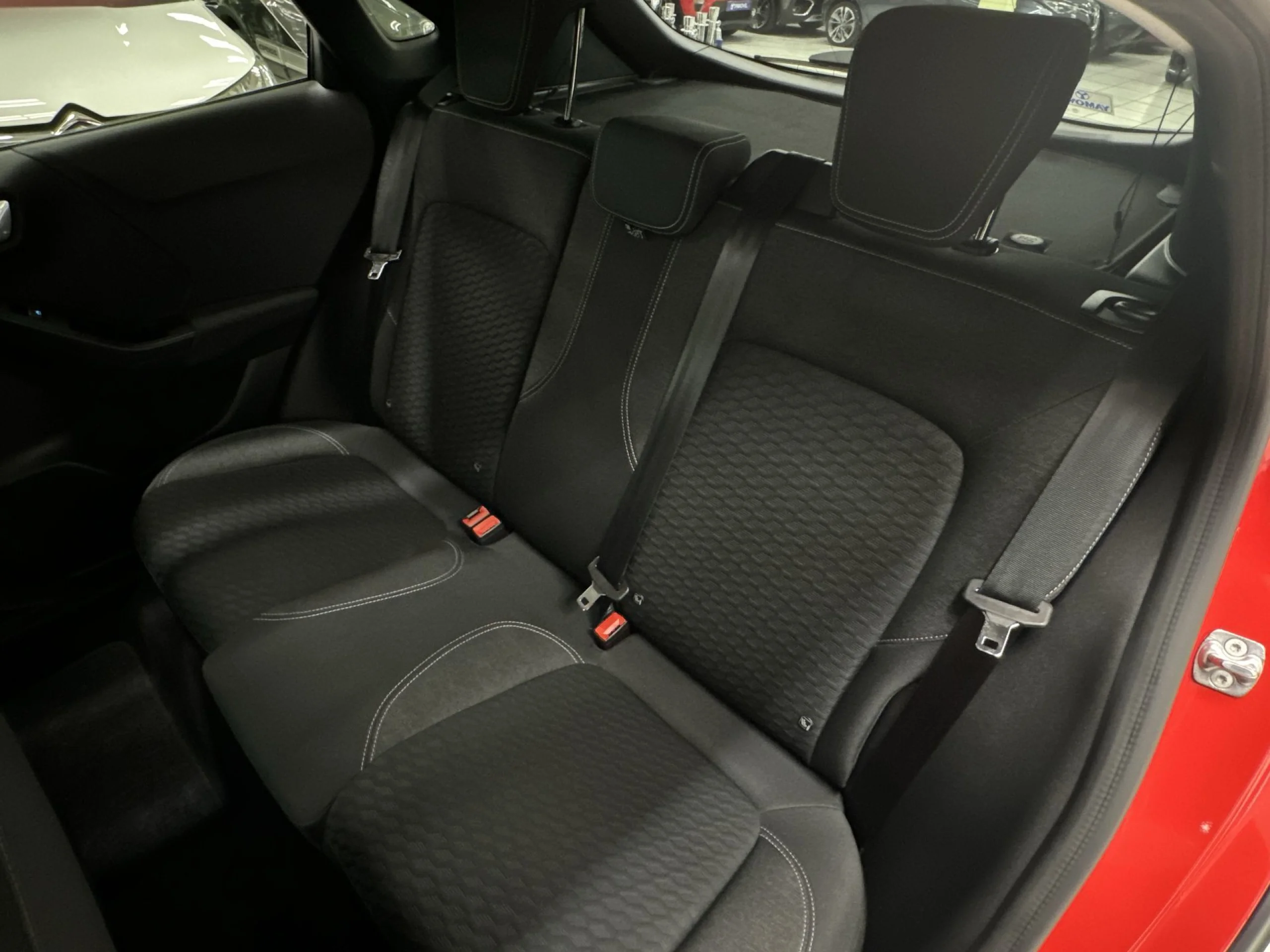 Ford Puma 1.0 EcoBoost MHEV Titanium 92 kW (125 CV) - Foto 19