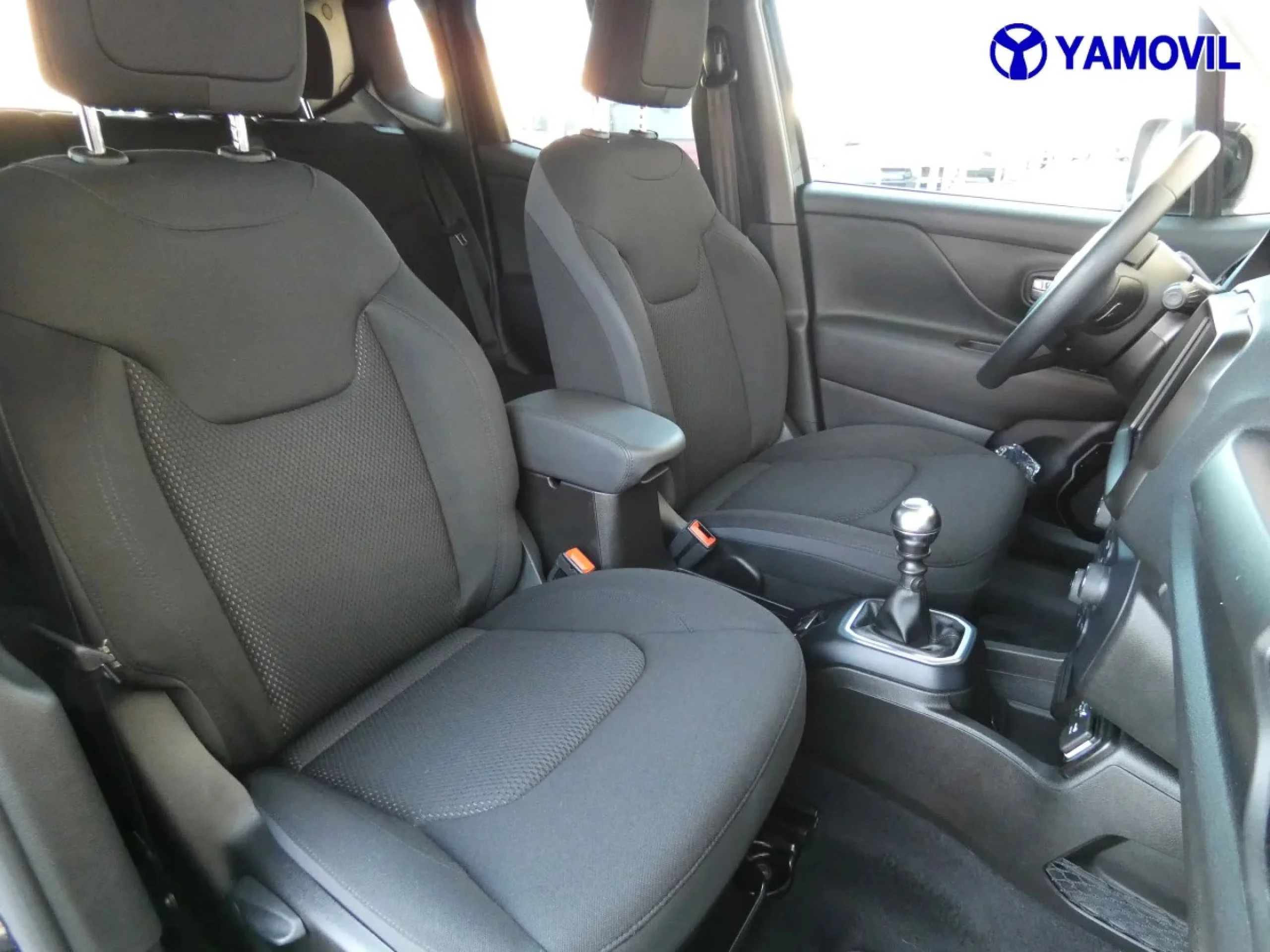 Jeep Renegade 1.0G Night Eagle II 4x2 88 kW (120 CV) - Foto 15