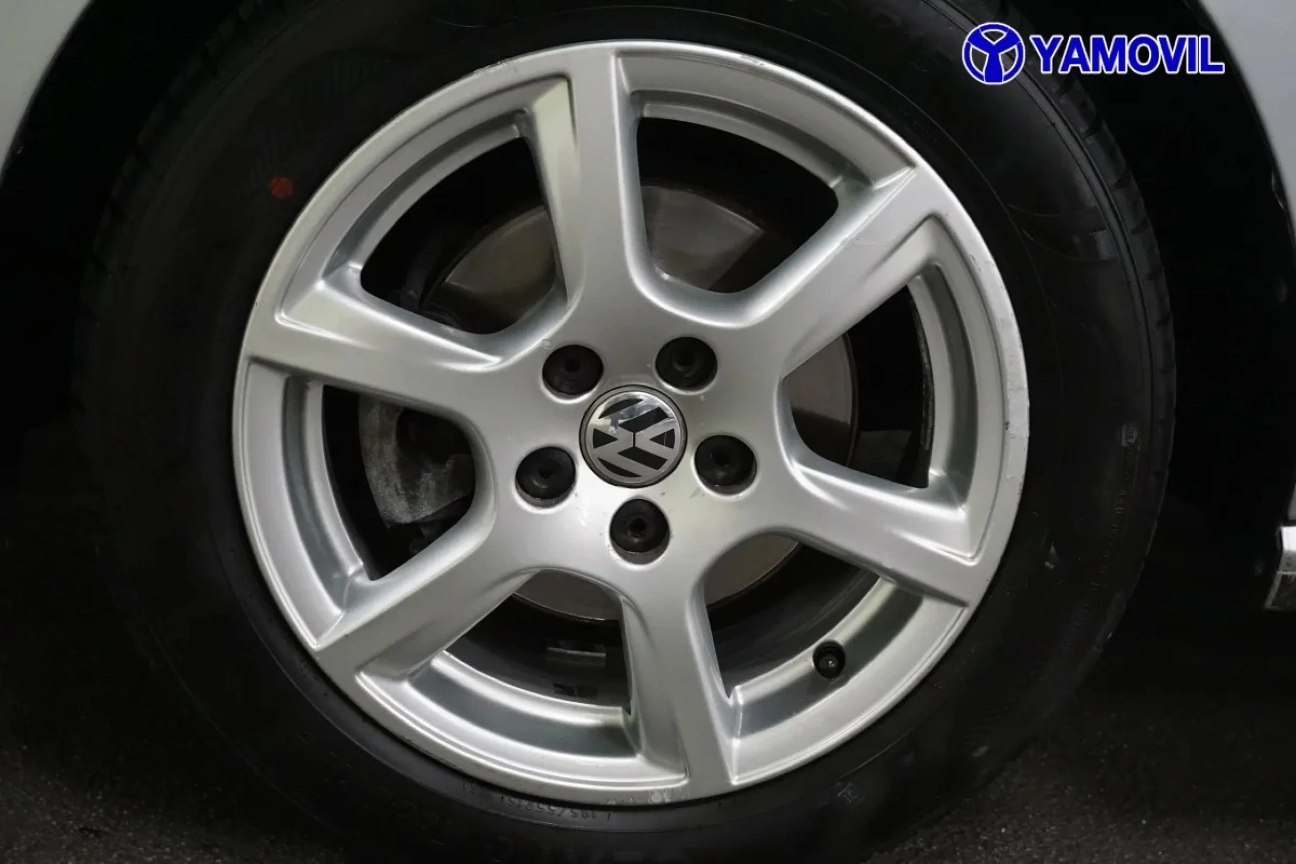 Volkswagen Polo Advance 1.6 TDI 66 kW (90 CV) - Foto 12