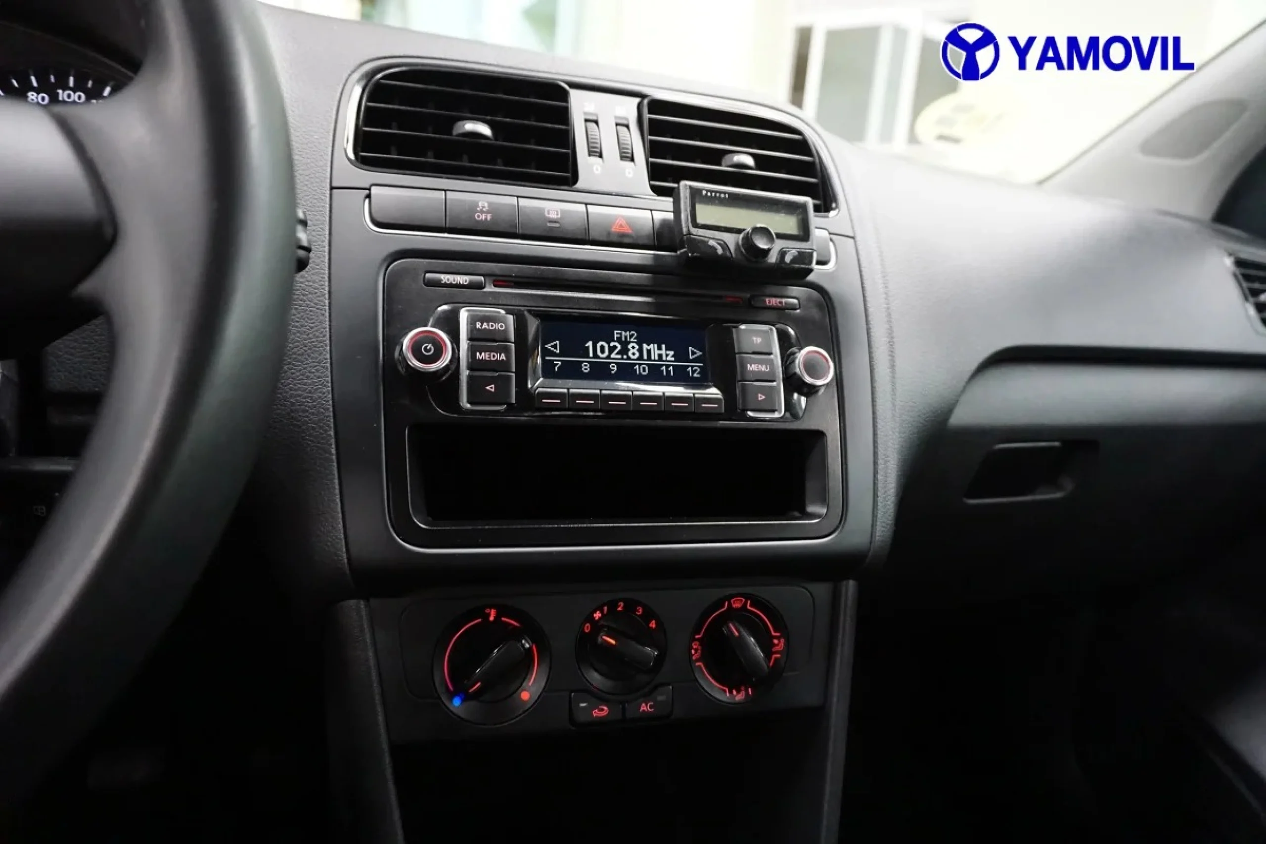 Volkswagen Polo Advance 1.6 TDI 66 kW (90 CV) - Foto 21