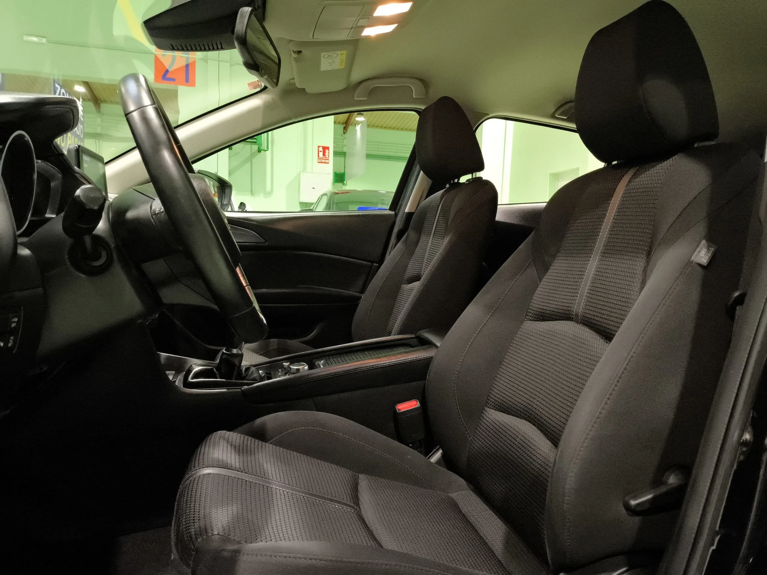 Mazda Mazda 3 2.0 GE Luxury MT 88 kW (120 CV) - Foto 8