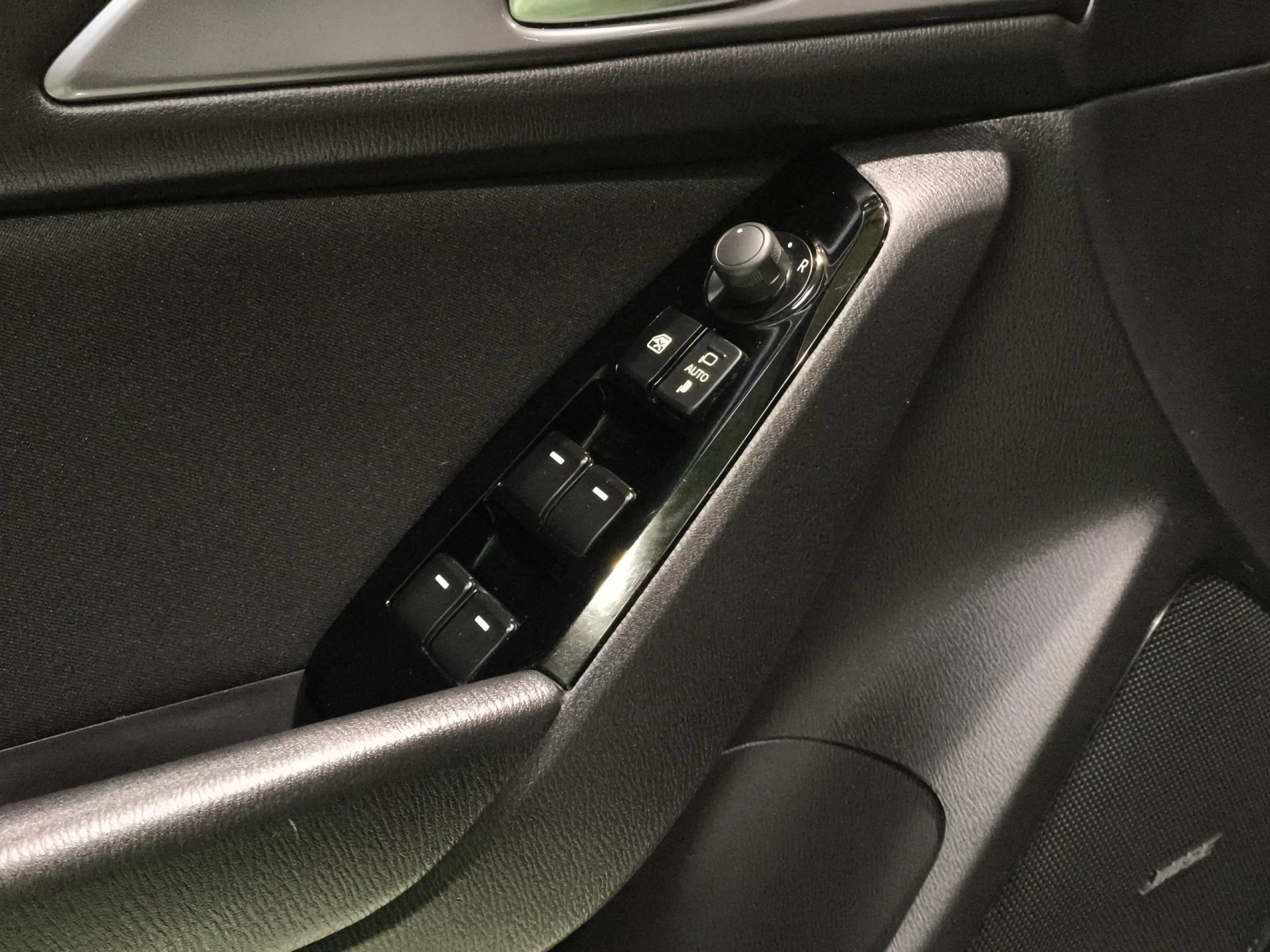 Mazda Mazda 3 2.0 GE Luxury MT 88 kW (120 CV) - Foto 10