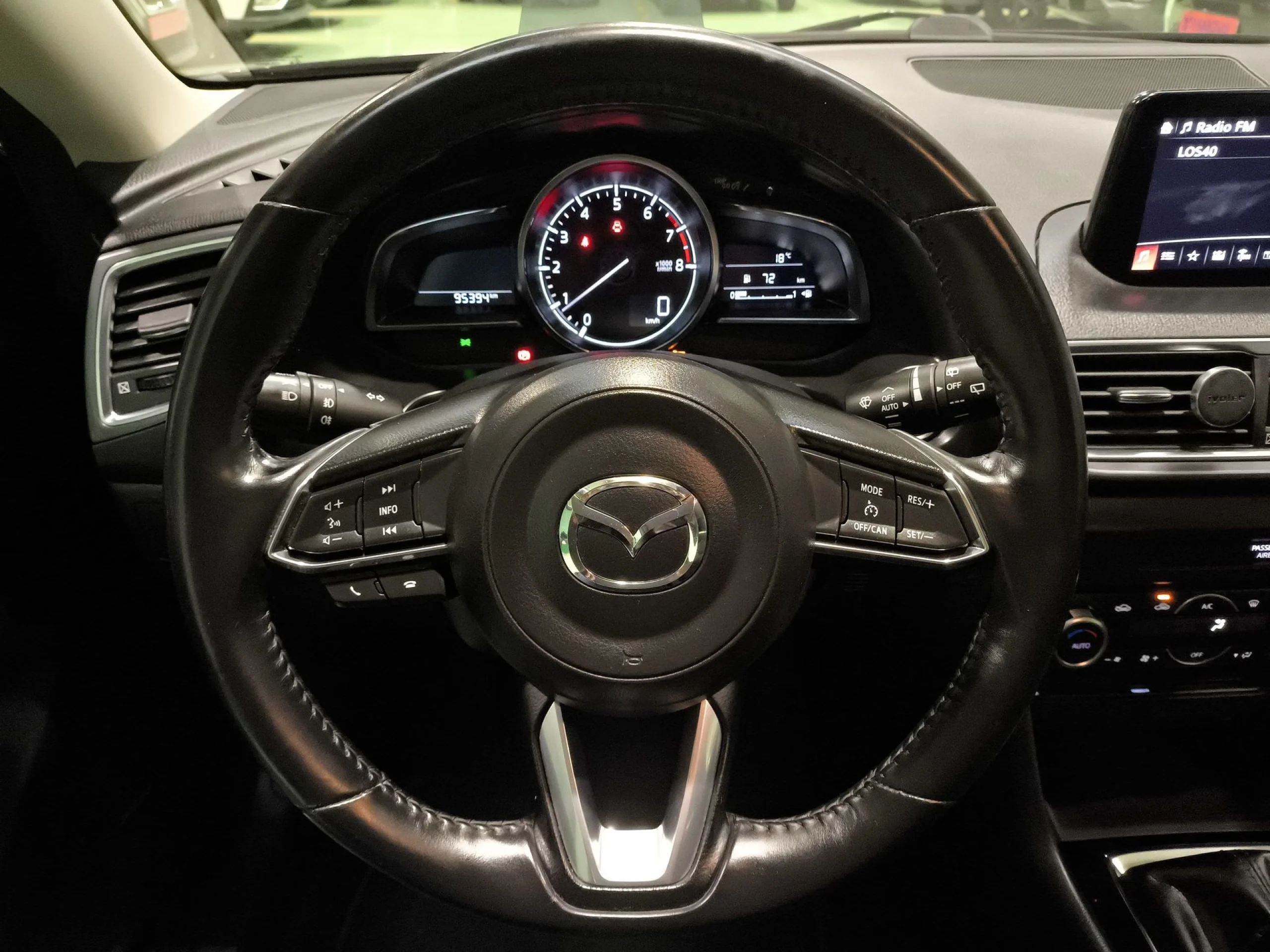 Mazda Mazda 3 2.0 GE Luxury MT 88 kW (120 CV) - Foto 13