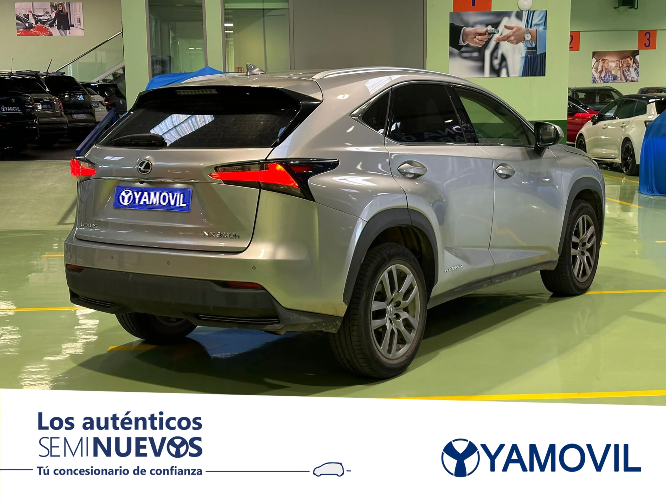 Lexus NX 300h Executive 4WD 145 kW (197 CV) - Foto 2