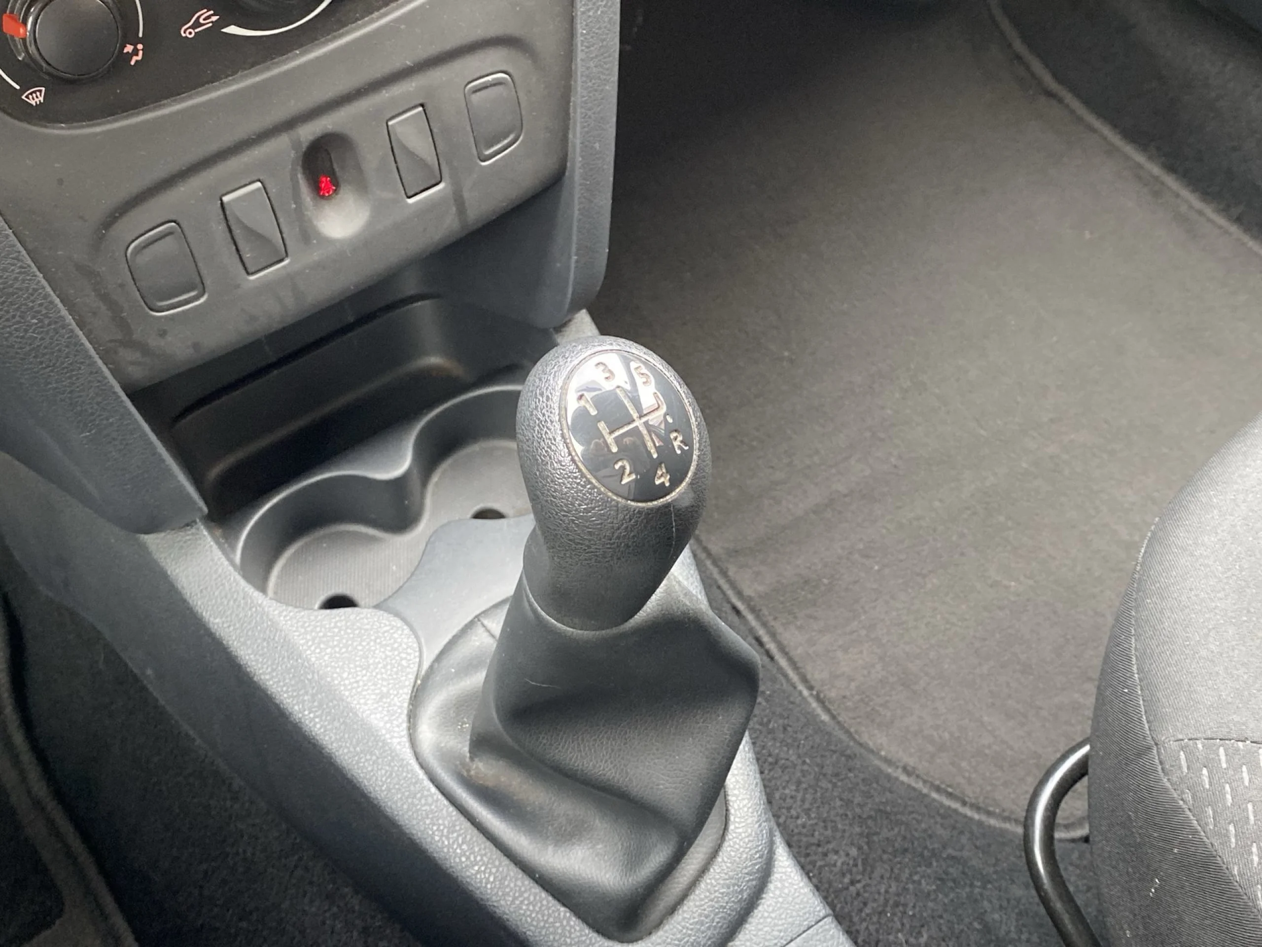 Dacia Sandero Ambiance 1.0 54 kW (73 CV) - Foto 14