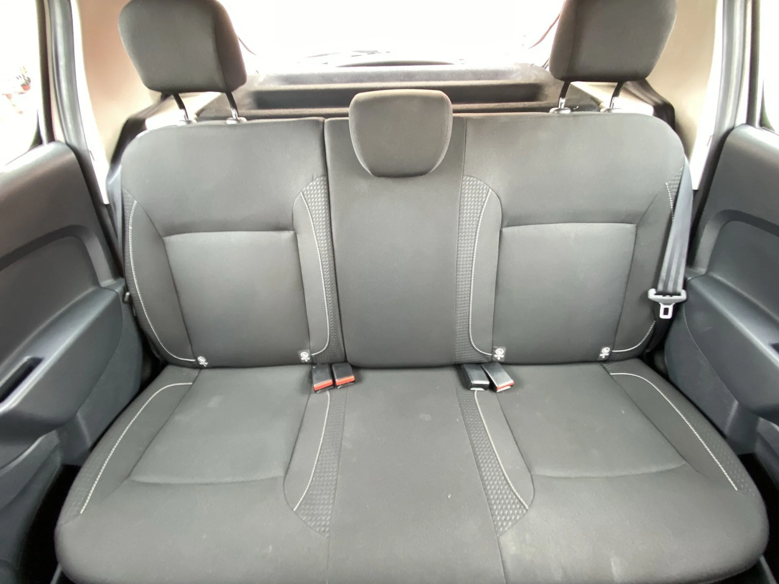 Dacia Sandero Ambiance 1.0 54 kW (73 CV) - Foto 16