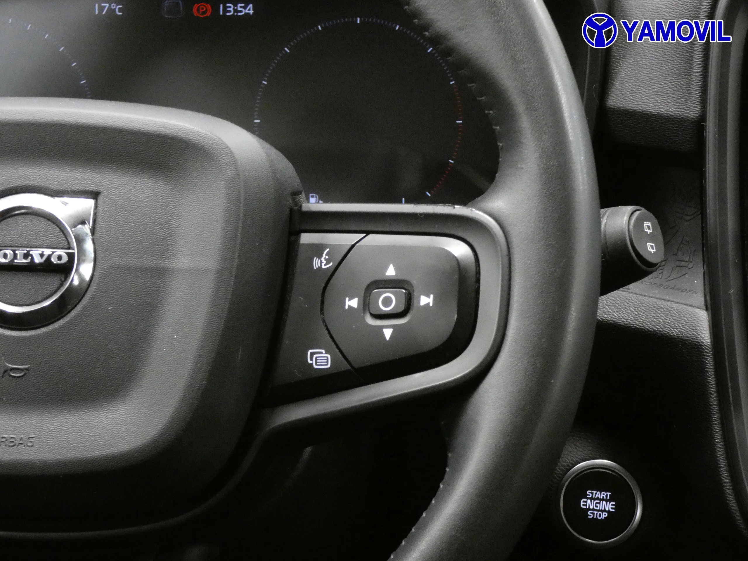 Volvo XC 40 2.0D D3 4X2 - Foto 17