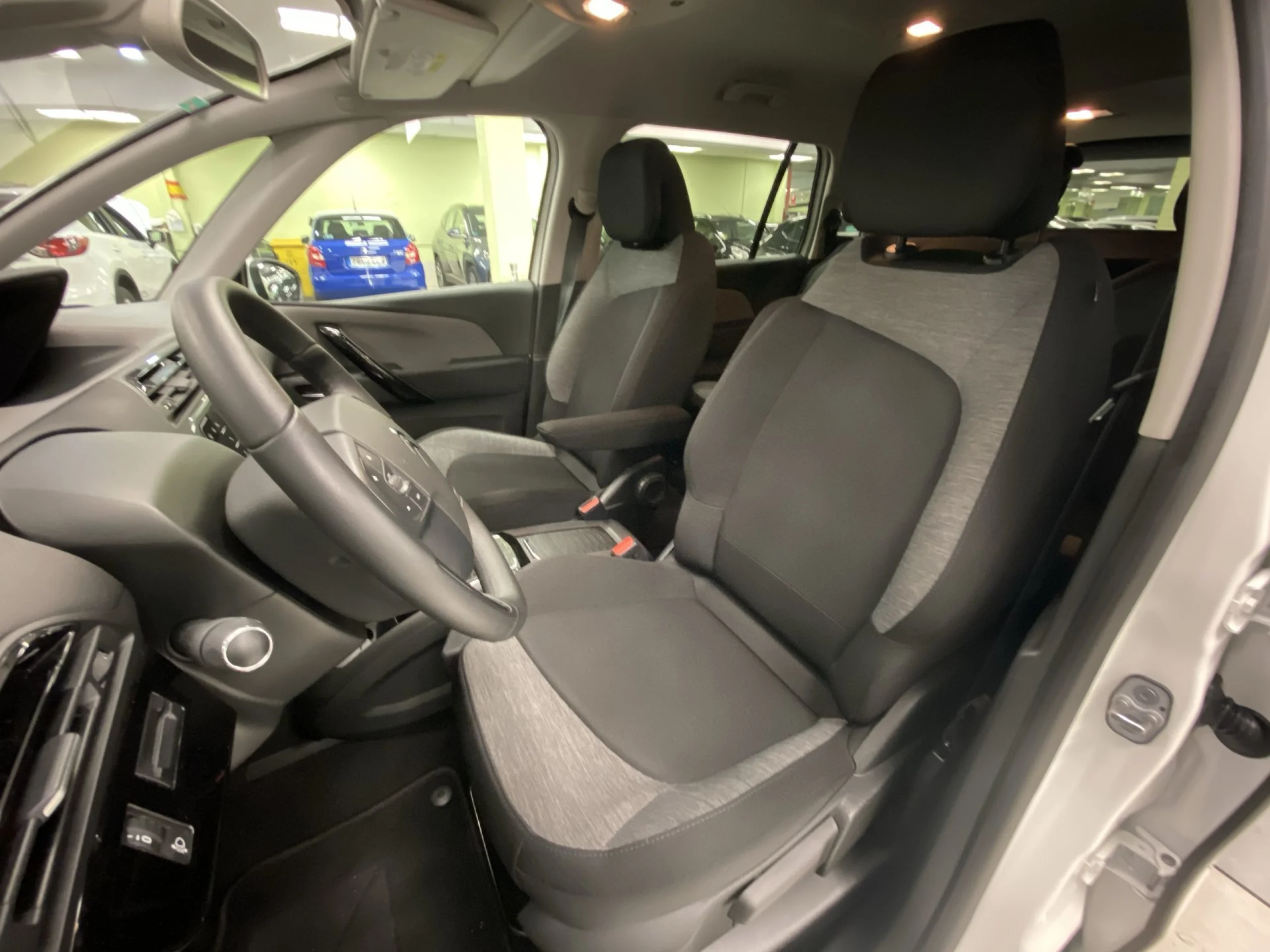 Citroen Grand C4 Spacetourer PureTech 130 SANDS Feel 96 kW (130 CV) - Foto 8