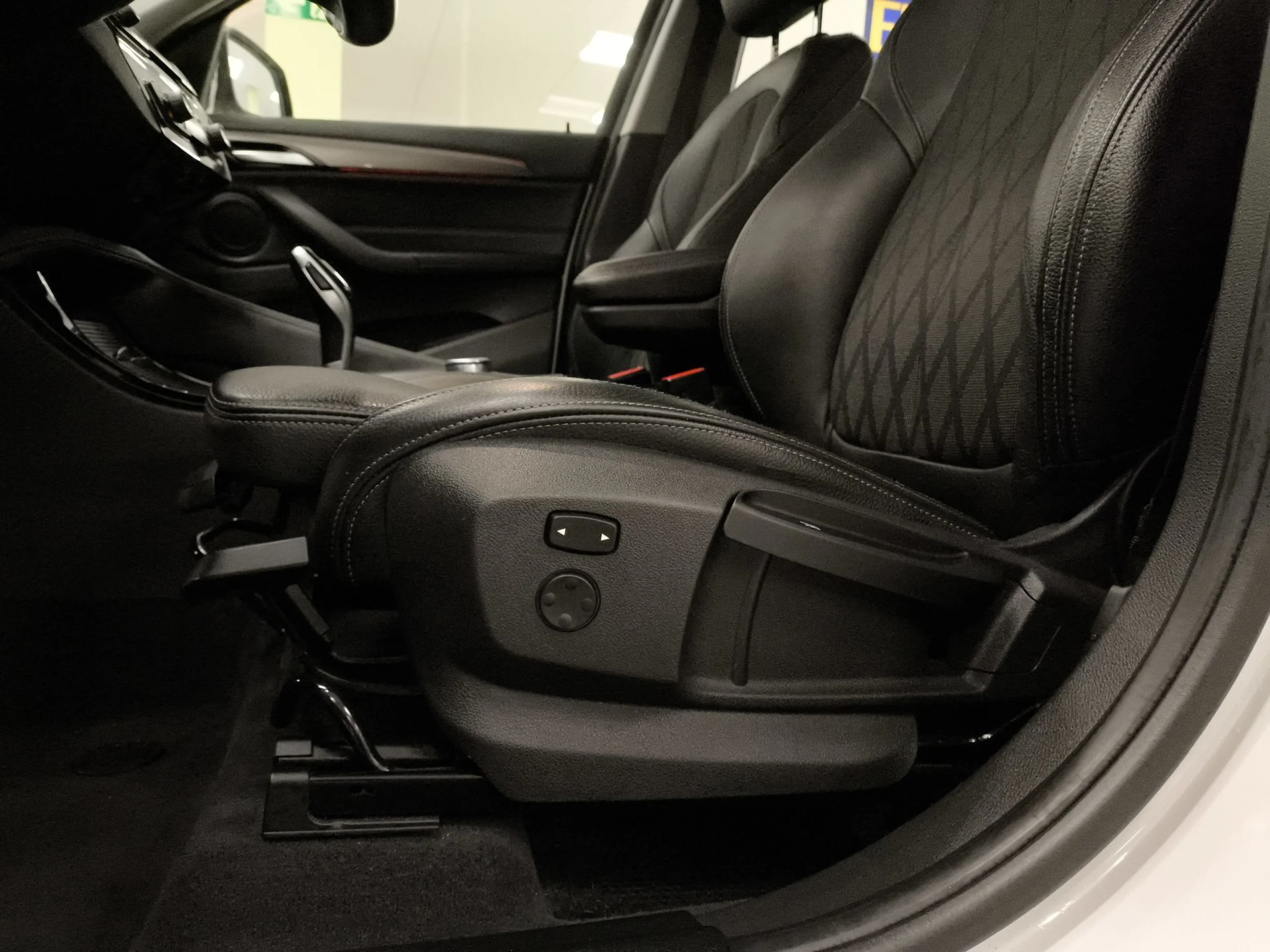 BMW X1 sDrive20i 141 kW (192 CV) - Foto 9