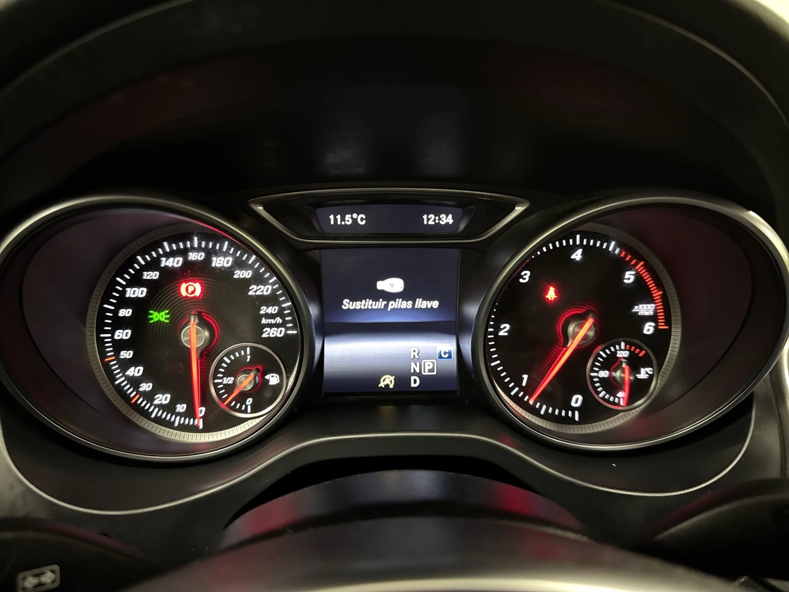 Mercedes-Benz GLA 220 d 4Matic 130 kW (177 CV) - Foto 14