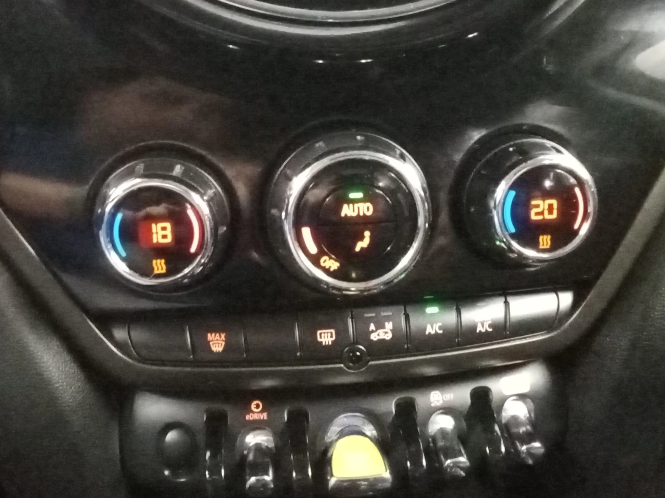 MINI MINI Countryman Cooper S E ALL4 162 kW (220 CV) - Foto 25