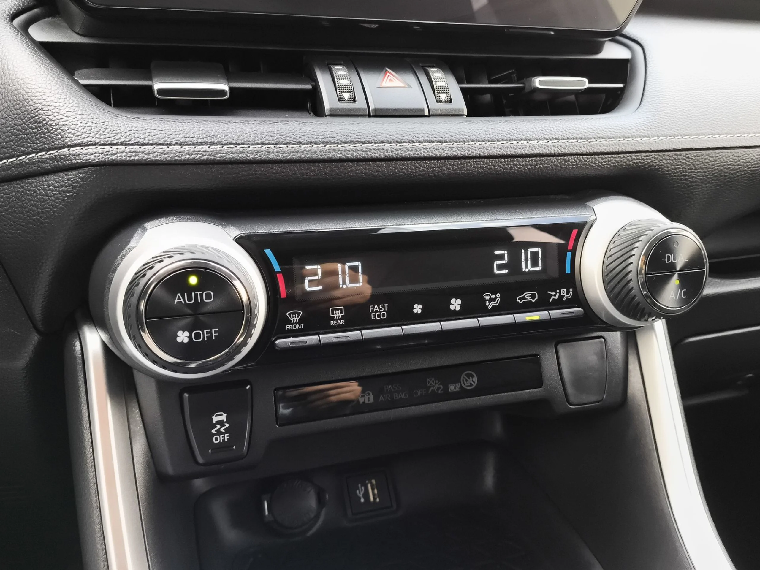 Toyota Rav4 2.5l hybrid Advance e-CVT 160 kW (218 CV) - Foto 16