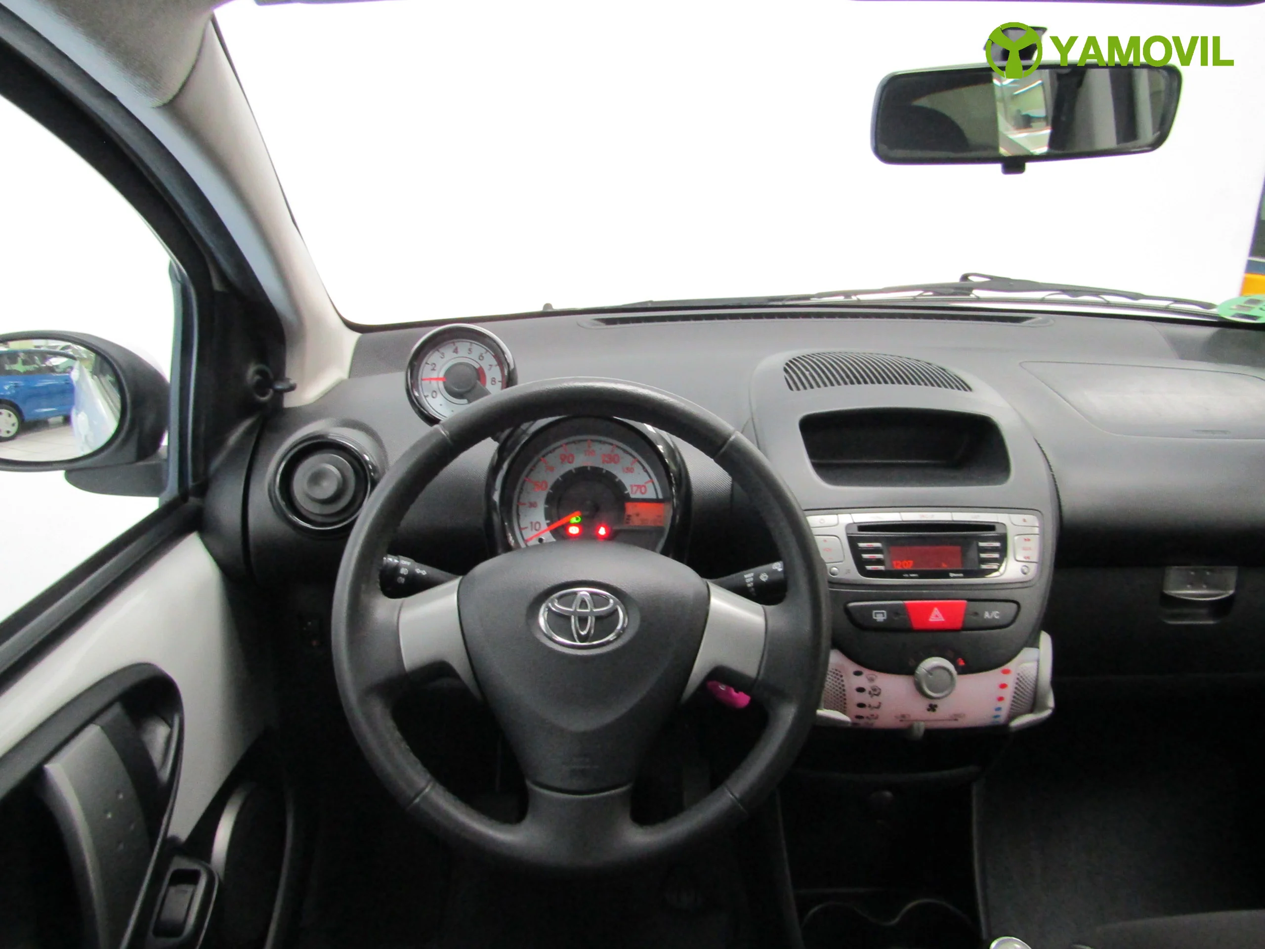 Toyota Aygo 1.0 68CV CITY - Foto 20