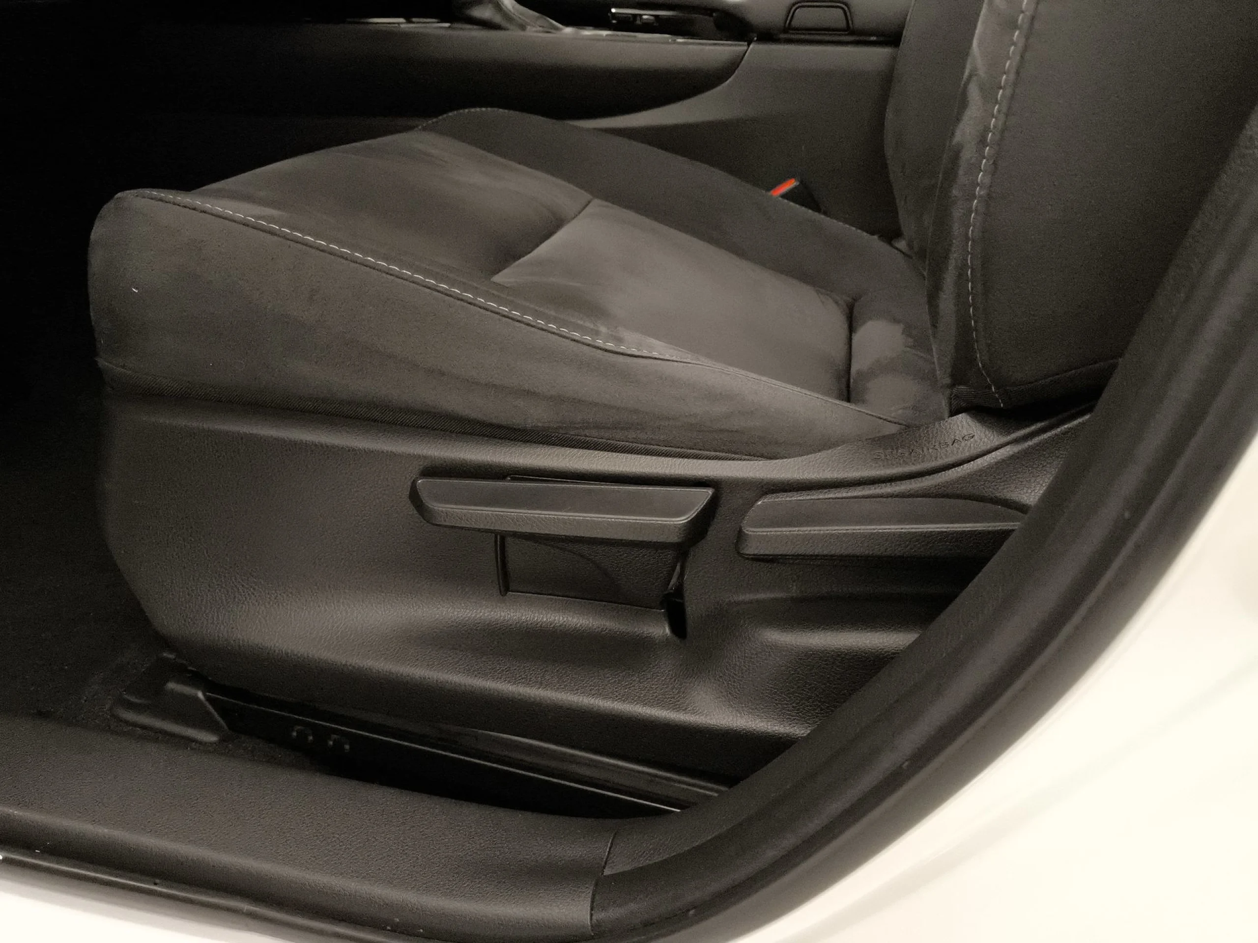 Lexus Ux 250h Business 2WD 135 kW (184 CV) - Foto 9