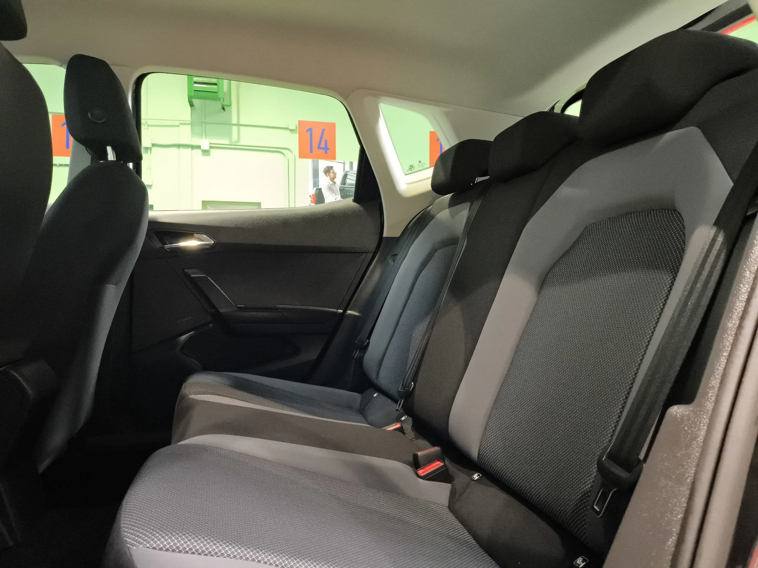 Seat Arona 1.6 TDI Style Go Eco 70 kW (95 CV) - Foto 25