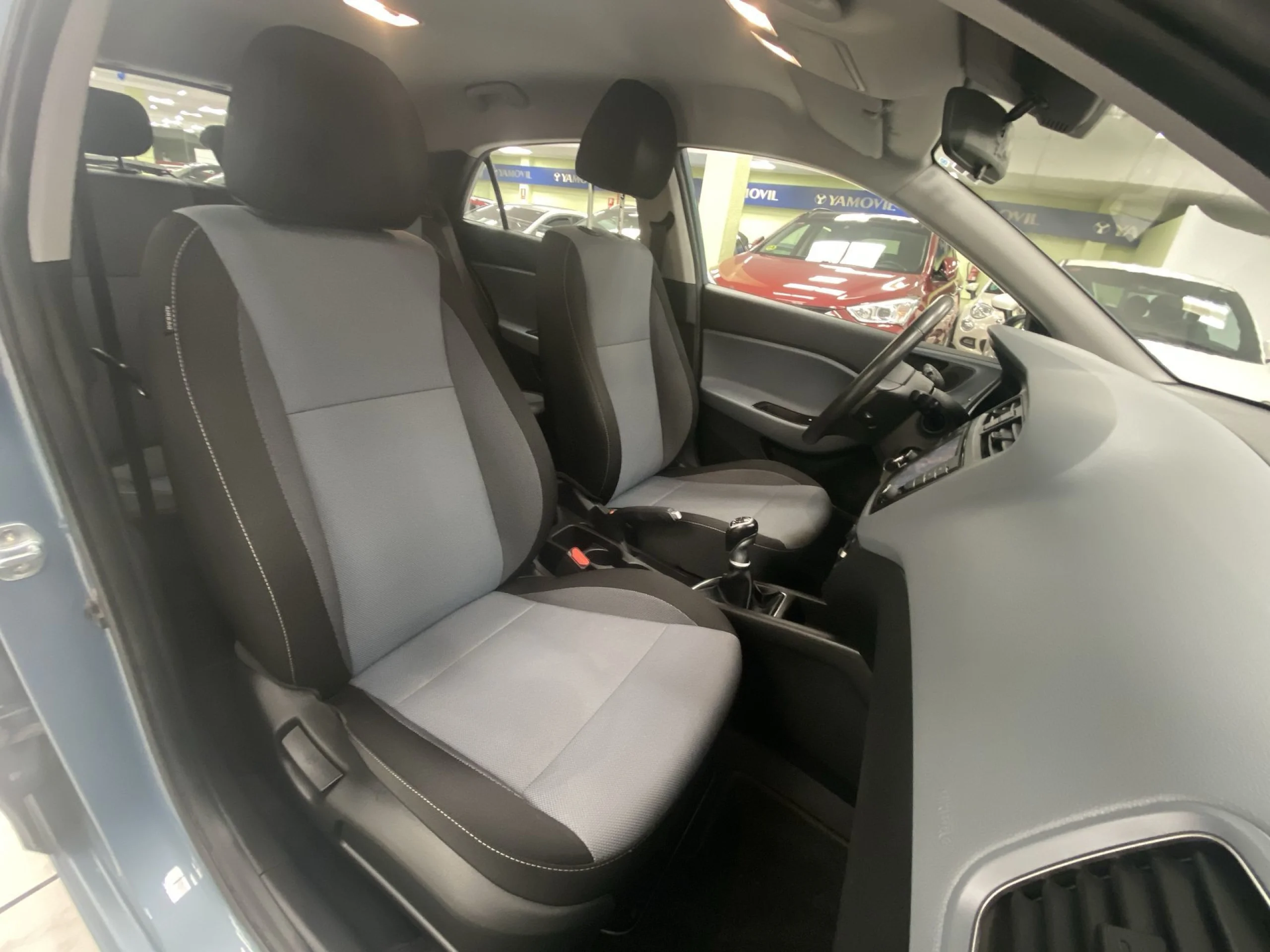 Hyundai I20 1.4 CRDI Link 66 kW (90 CV) - Foto 21