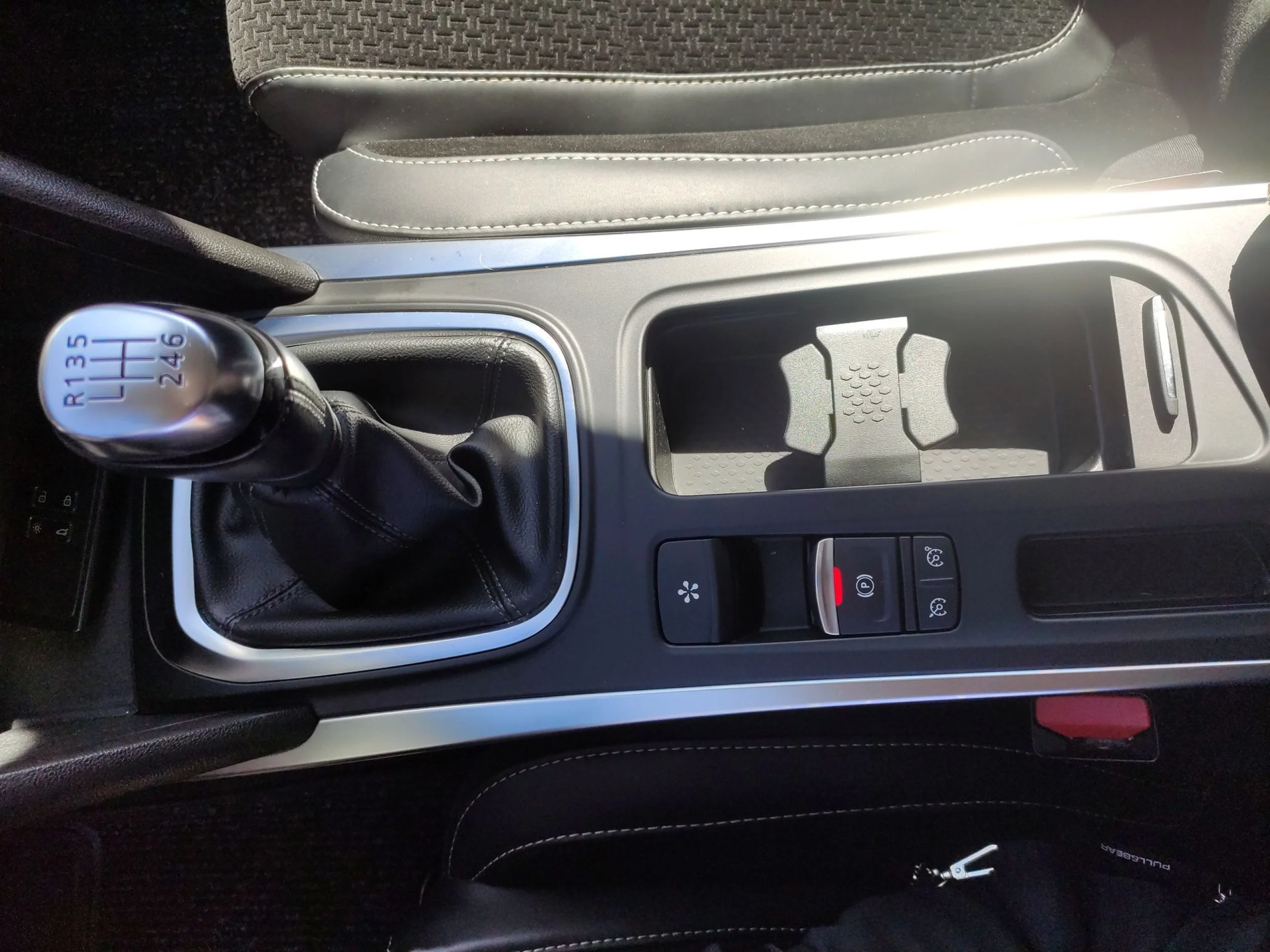 Renault Megane Zen Energy TCe 97 kW (130 CV) - Foto 17