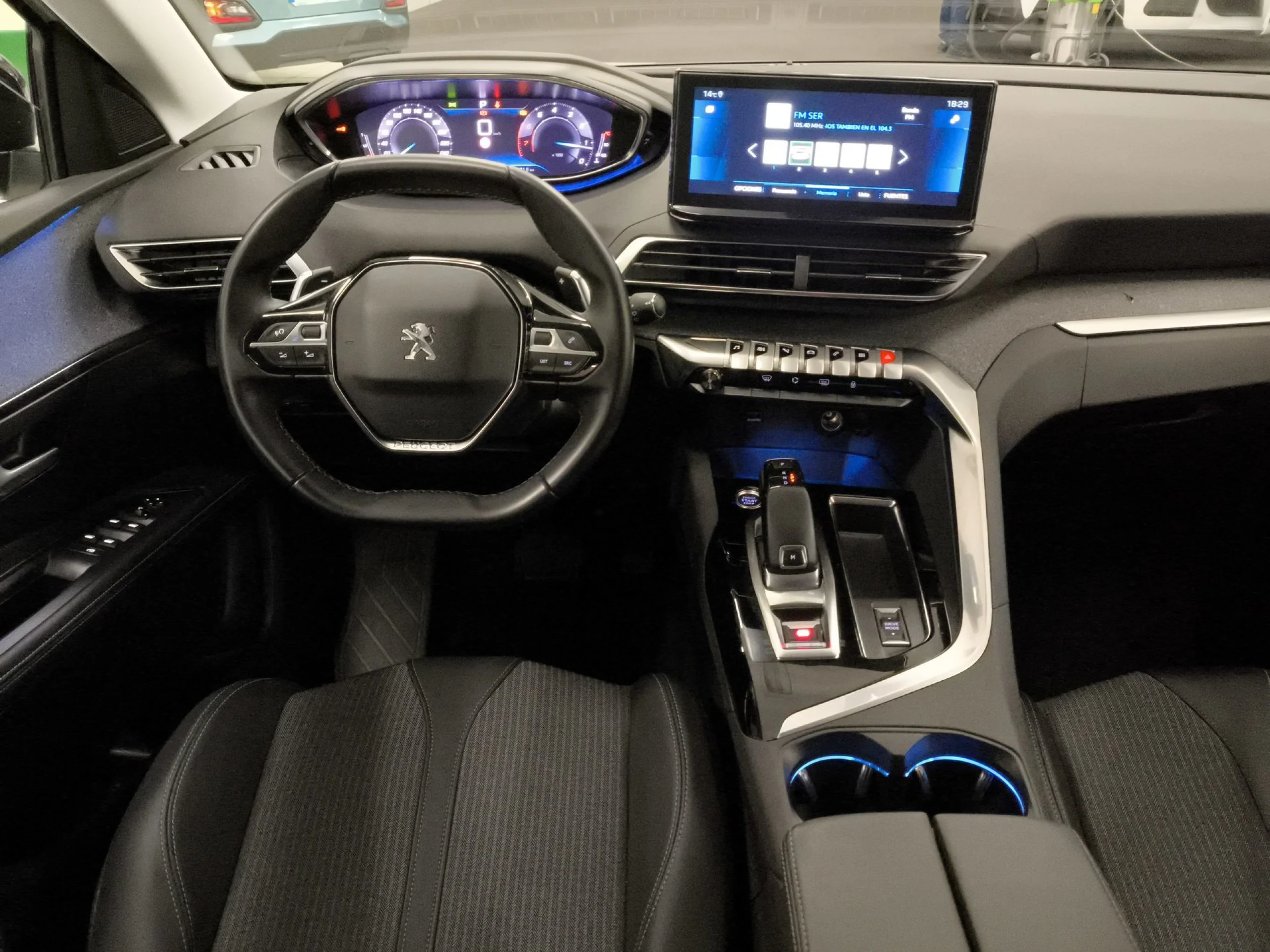Peugeot 5008 PureTech 130 SANDS Allure 96 kW (130 CV) - Foto 18