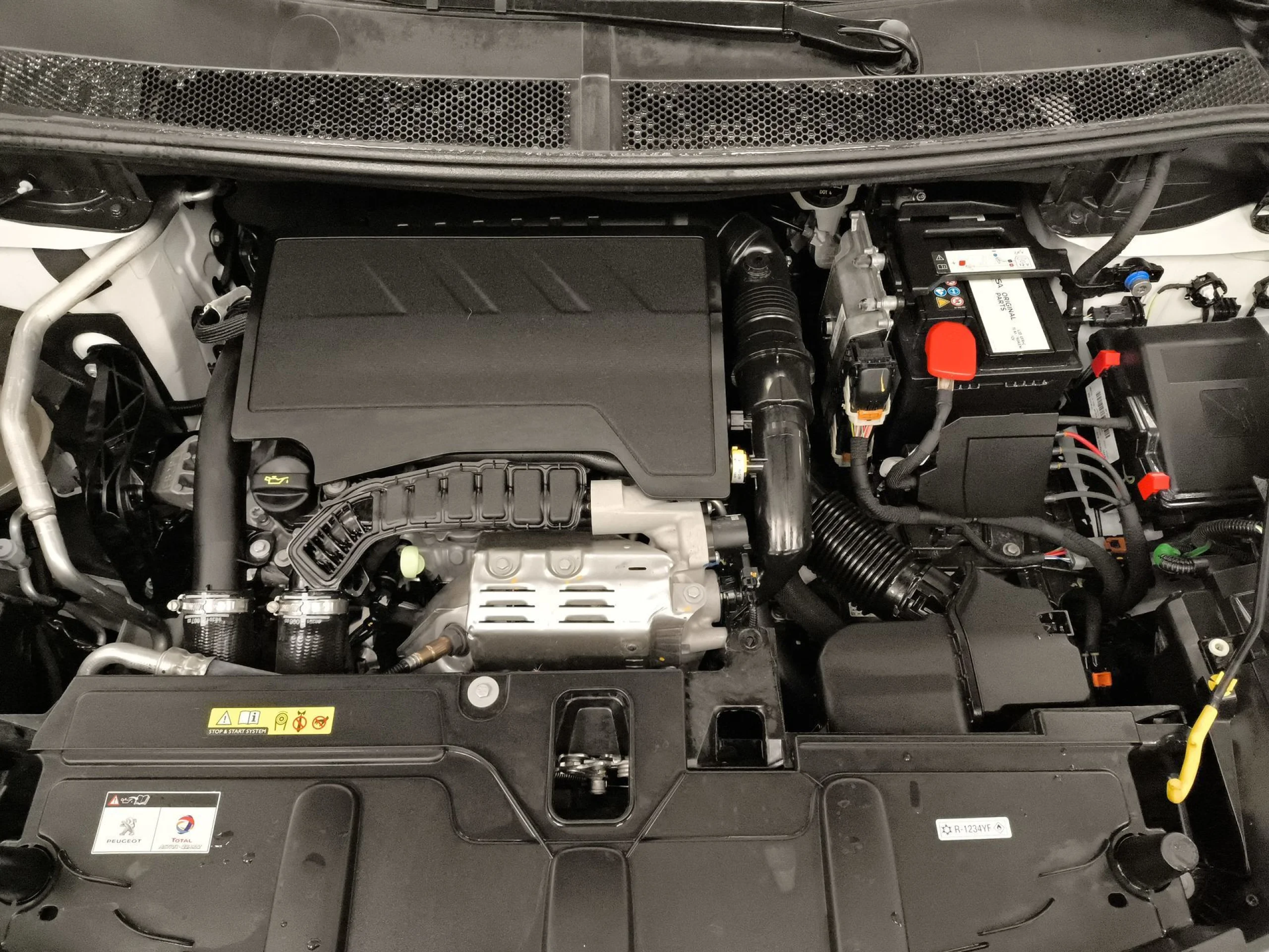 Peugeot 5008 PureTech 130 SANDS Allure 96 kW (130 CV) - Foto 23
