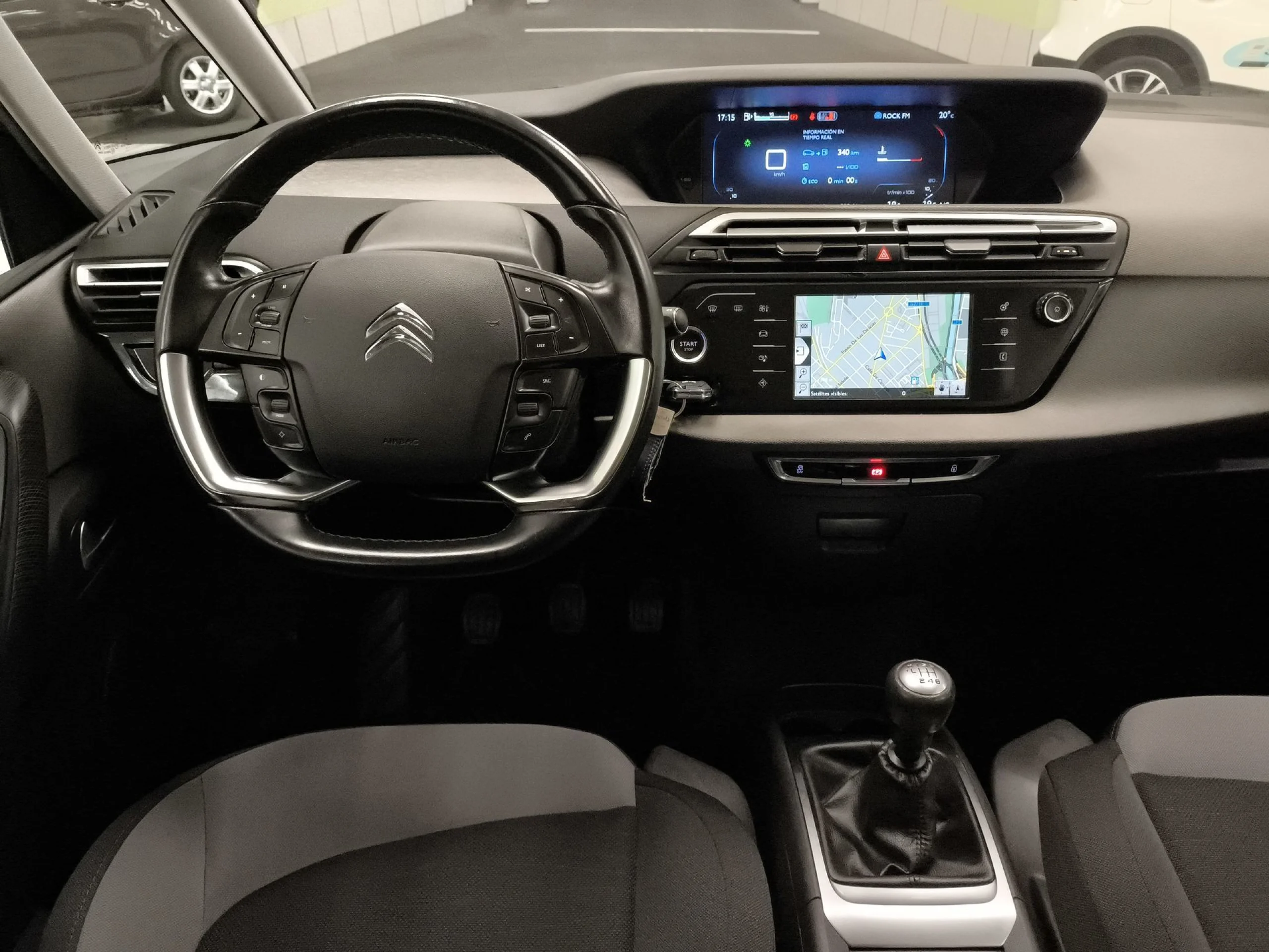 Citroen C4 Picasso PureTech 130 SANDS Feel 96 kW (130 CV) - Foto 18