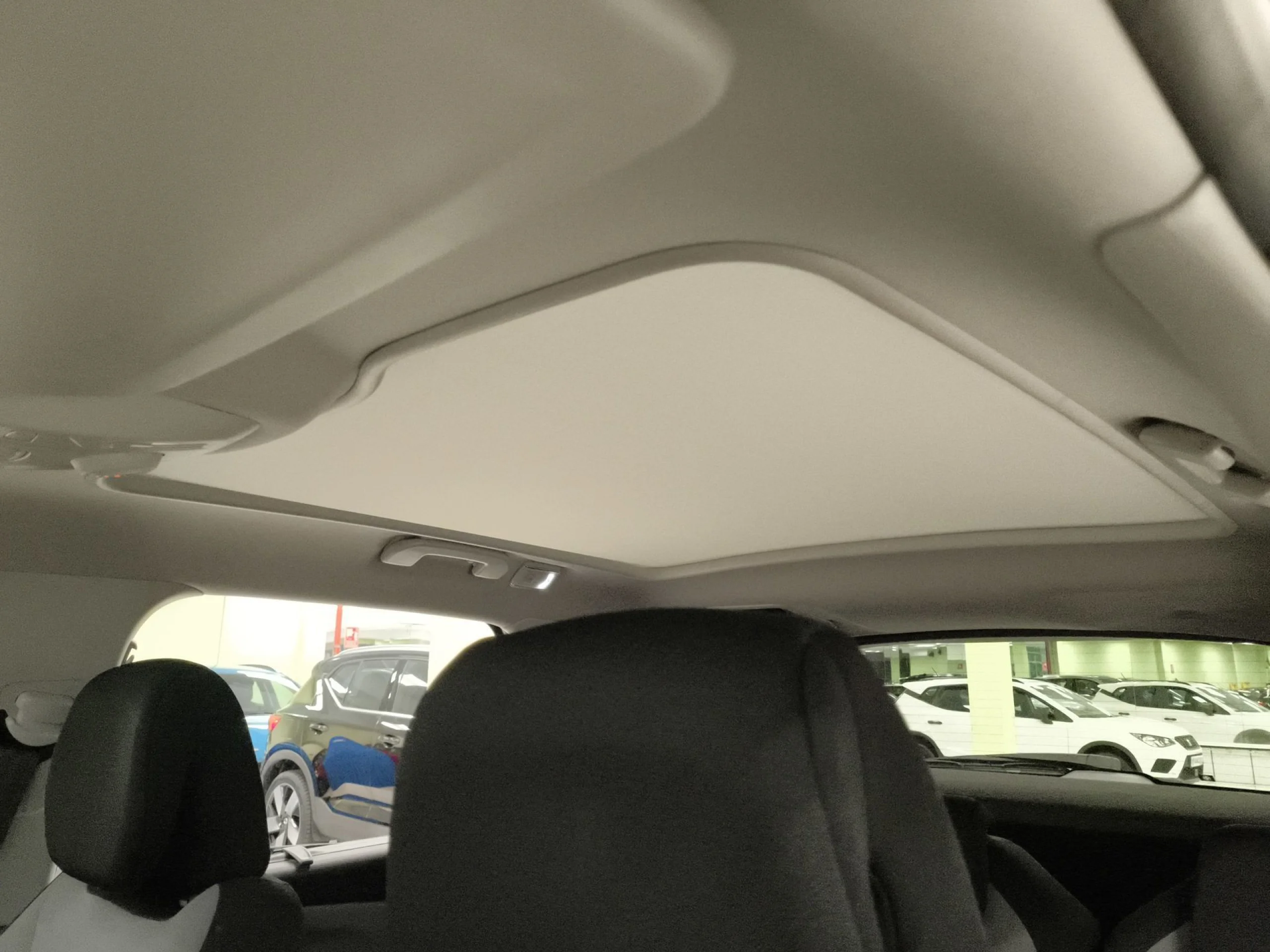 Citroen C4 Picasso PureTech 130 SANDS Feel 96 kW (130 CV) - Foto 19