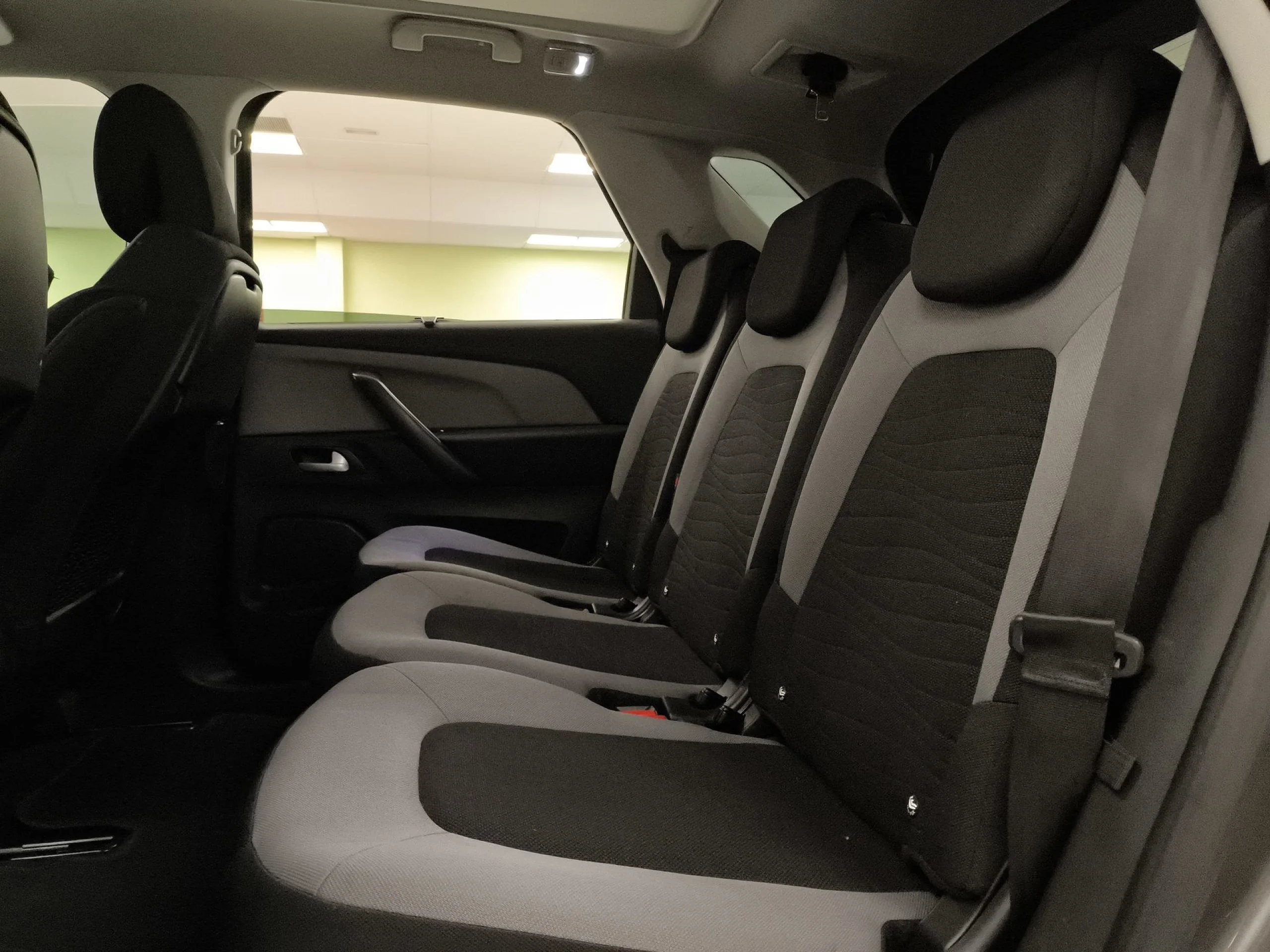 Citroen C4 Picasso PureTech 130 SANDS Feel 96 kW (130 CV) - Foto 20