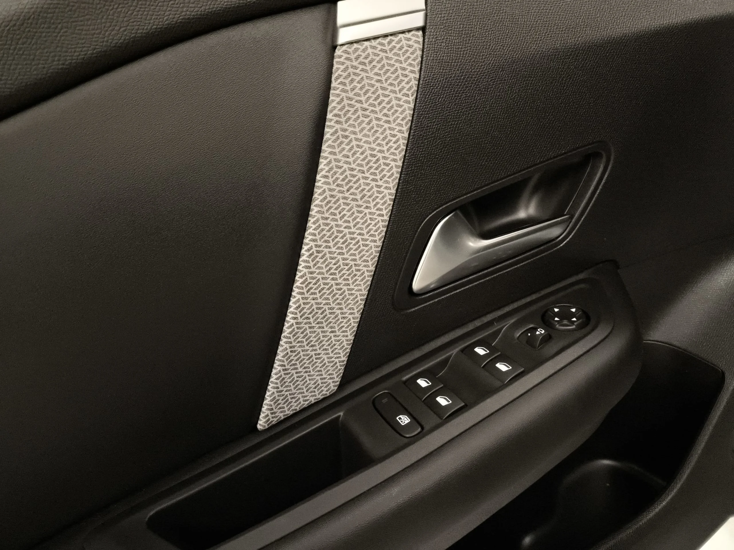 Citroen C4 BlueHDi 130 SANDS Shine EAT8 96 kW (130 CV) - Foto 10