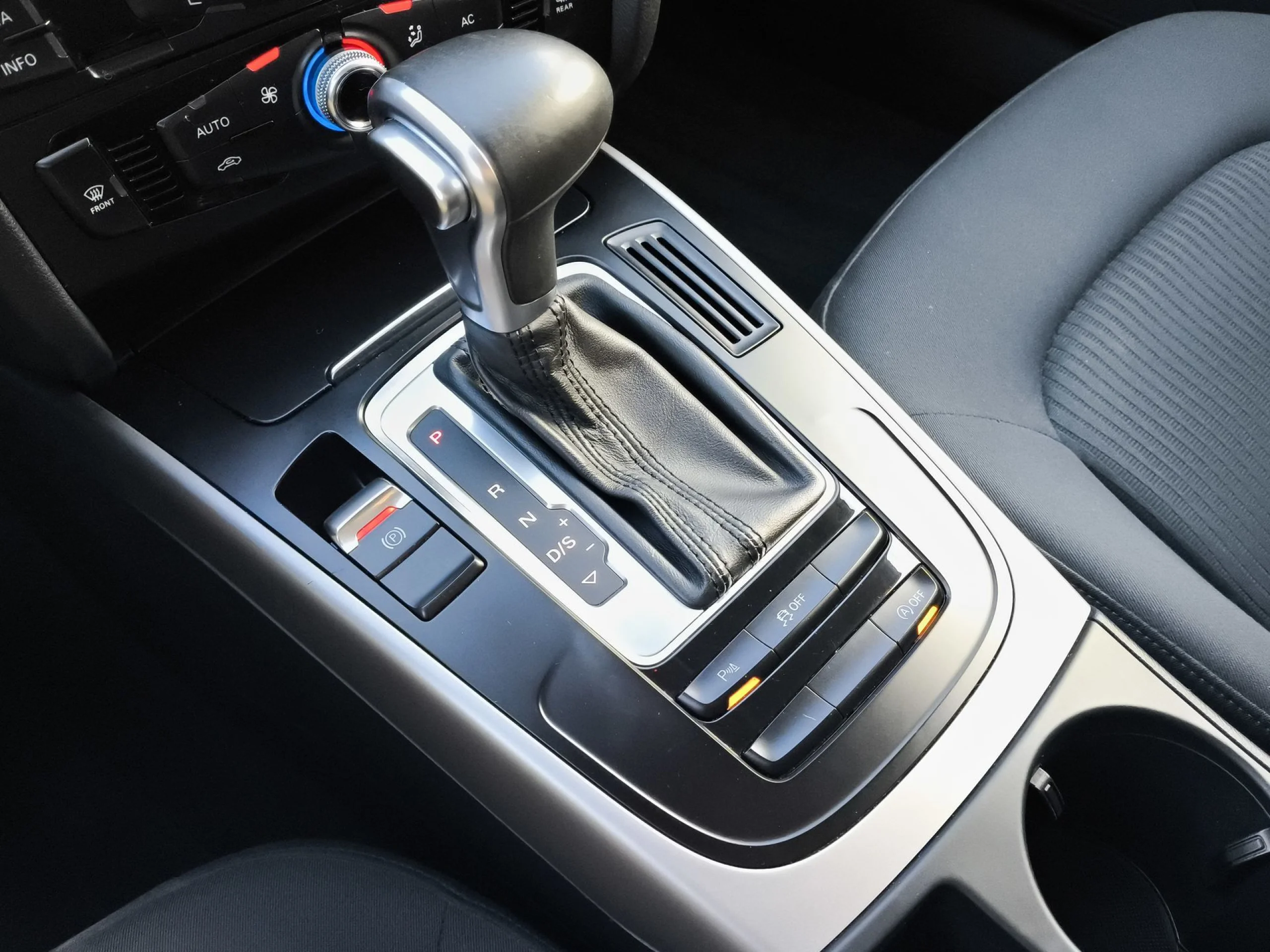 Audi A4 Advanced edition 2.0 TDI 110 kW (150 CV) multitronic - Foto 15