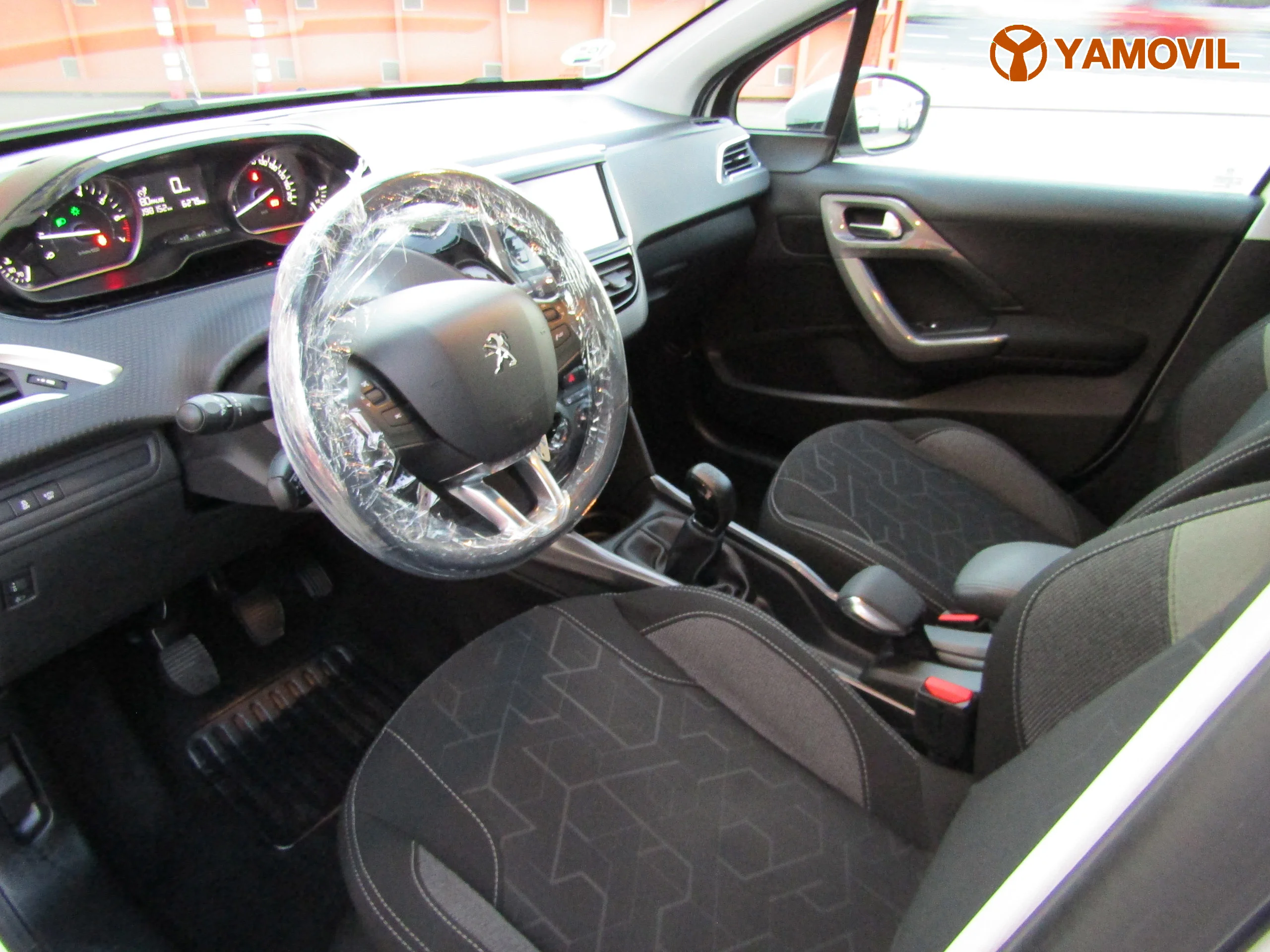 Peugeot 2008 ACTIVE PURETECH - Foto 16