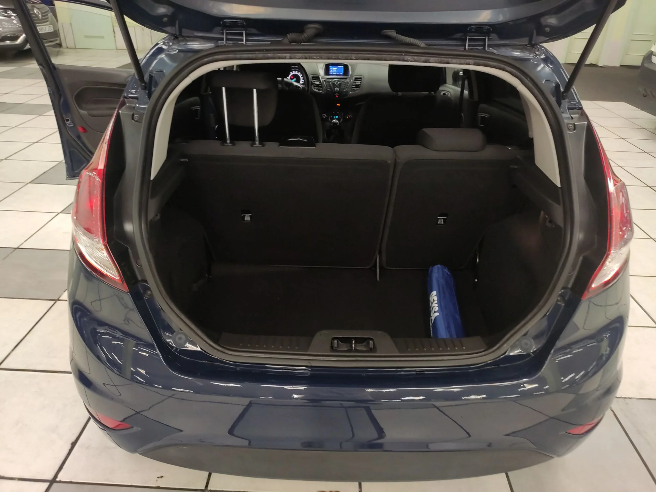 Ford Fiesta 1.25 Duratec Trend 60 kW (82 CV) - Foto 20