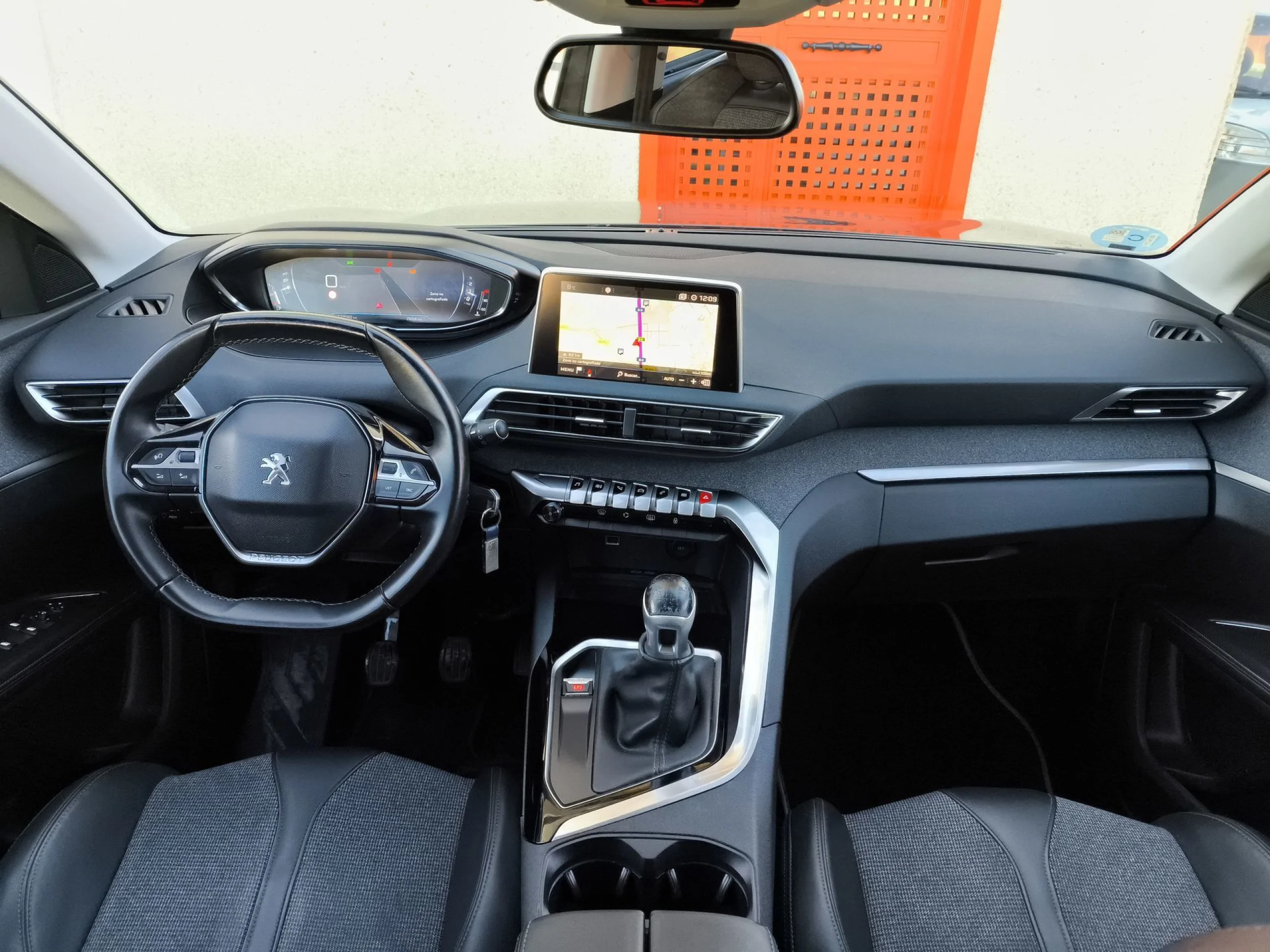 Peugeot 5008 PureTech 130 SANDS Allure 96 kW (130 CV) - Foto 11