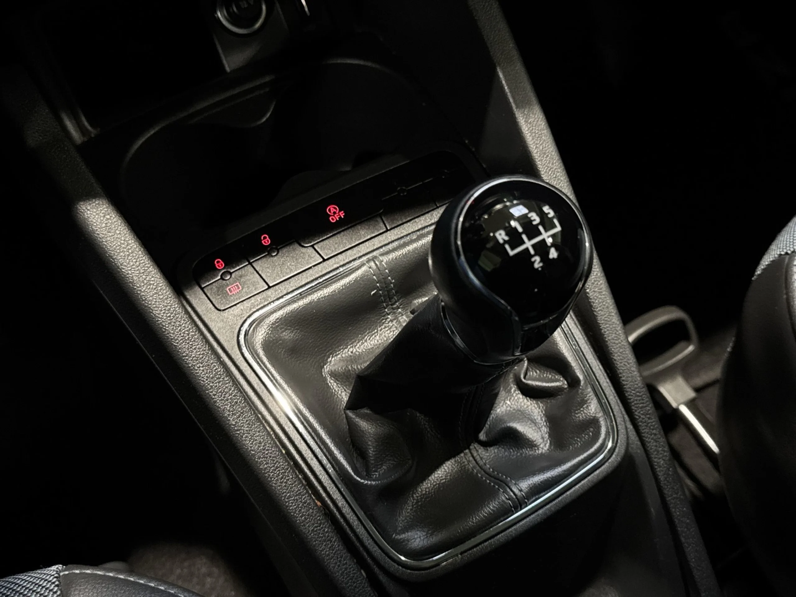 Seat Ibiza 1.0 EcoTSI Style Connect Blue 70 kW (95 CV) - Foto 22