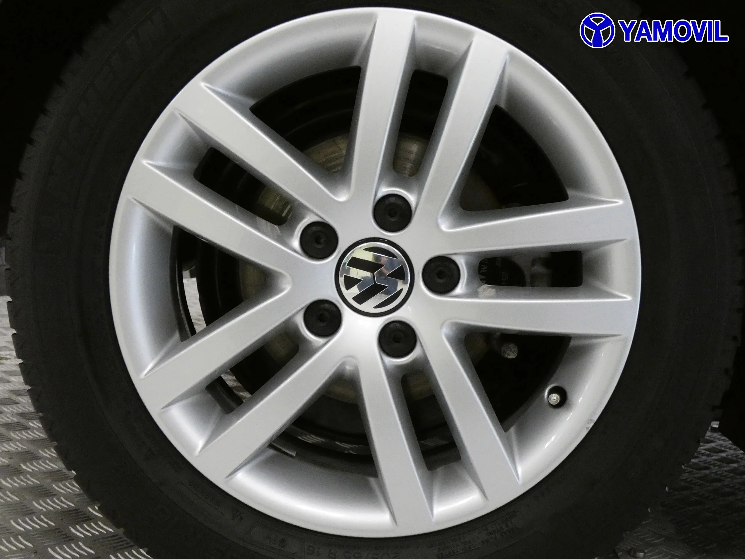 Volkswagen Golf 1.4 TSI PLUS DSG 5P - Foto 11