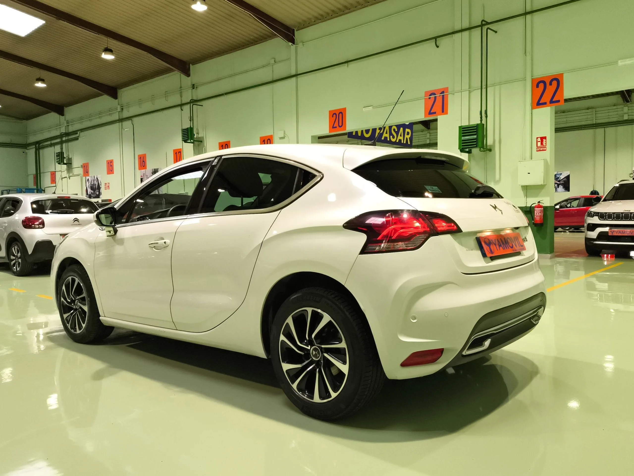 DS Ds4 PureTech 130 SANDS Style 96 kW (131 CV) - Foto 5