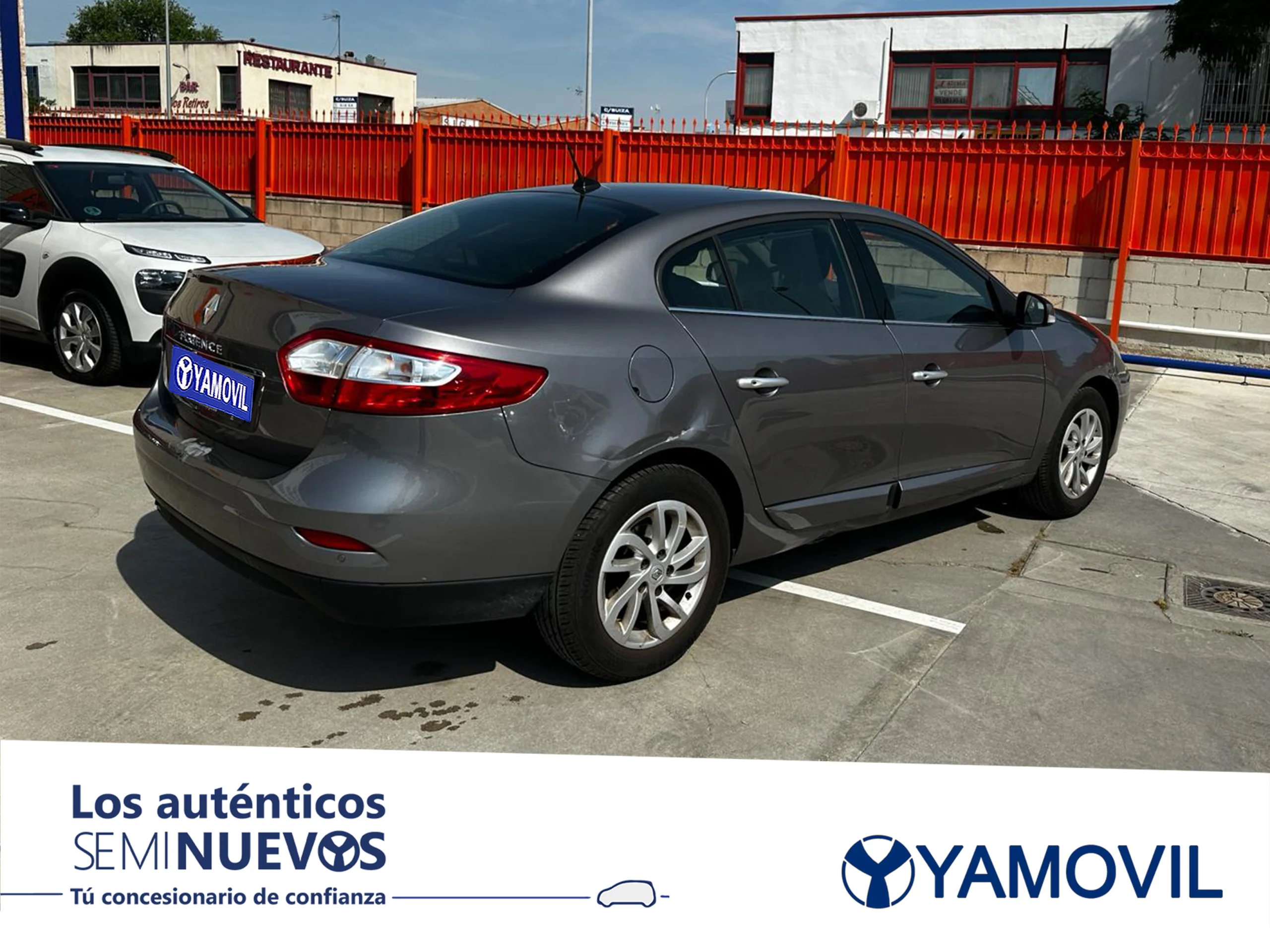 Renault Fluence 1.6 16v Limited 81 kW (110 CV) - Foto 2