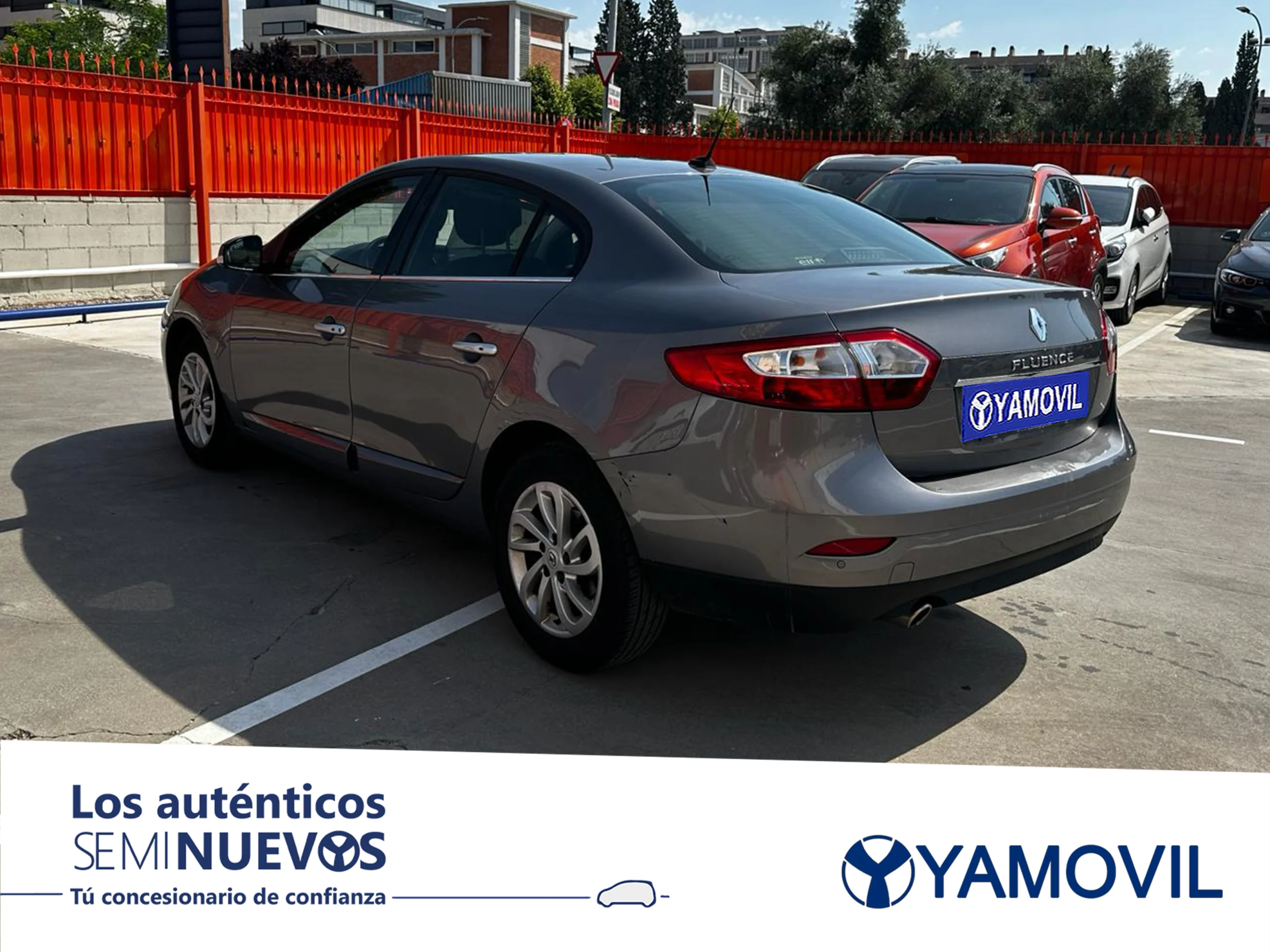 Renault Fluence 1.6 16v Limited 81 kW (110 CV) - Foto 4