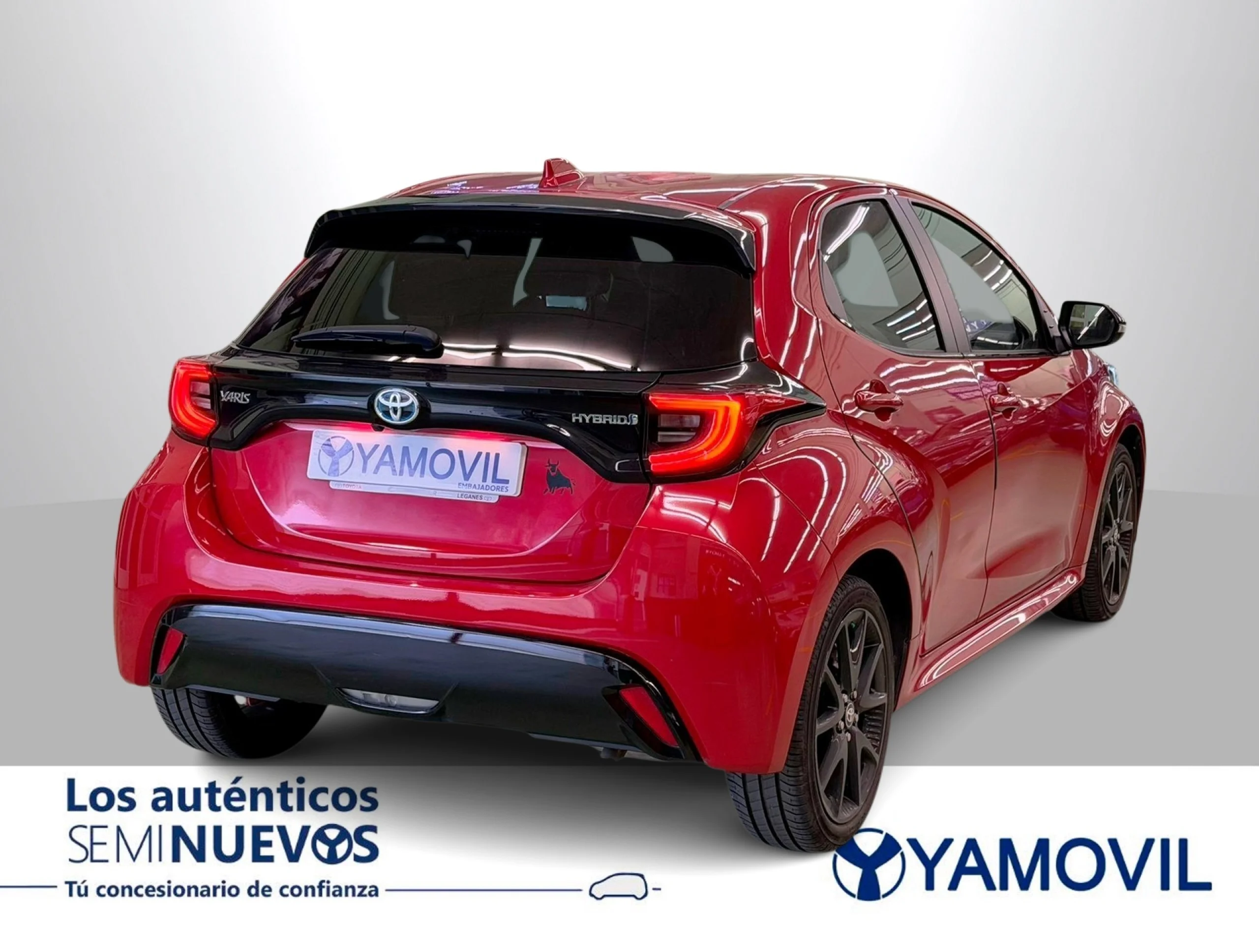 Toyota Yaris 120H Style 85 kW (116 CV) - Foto 2